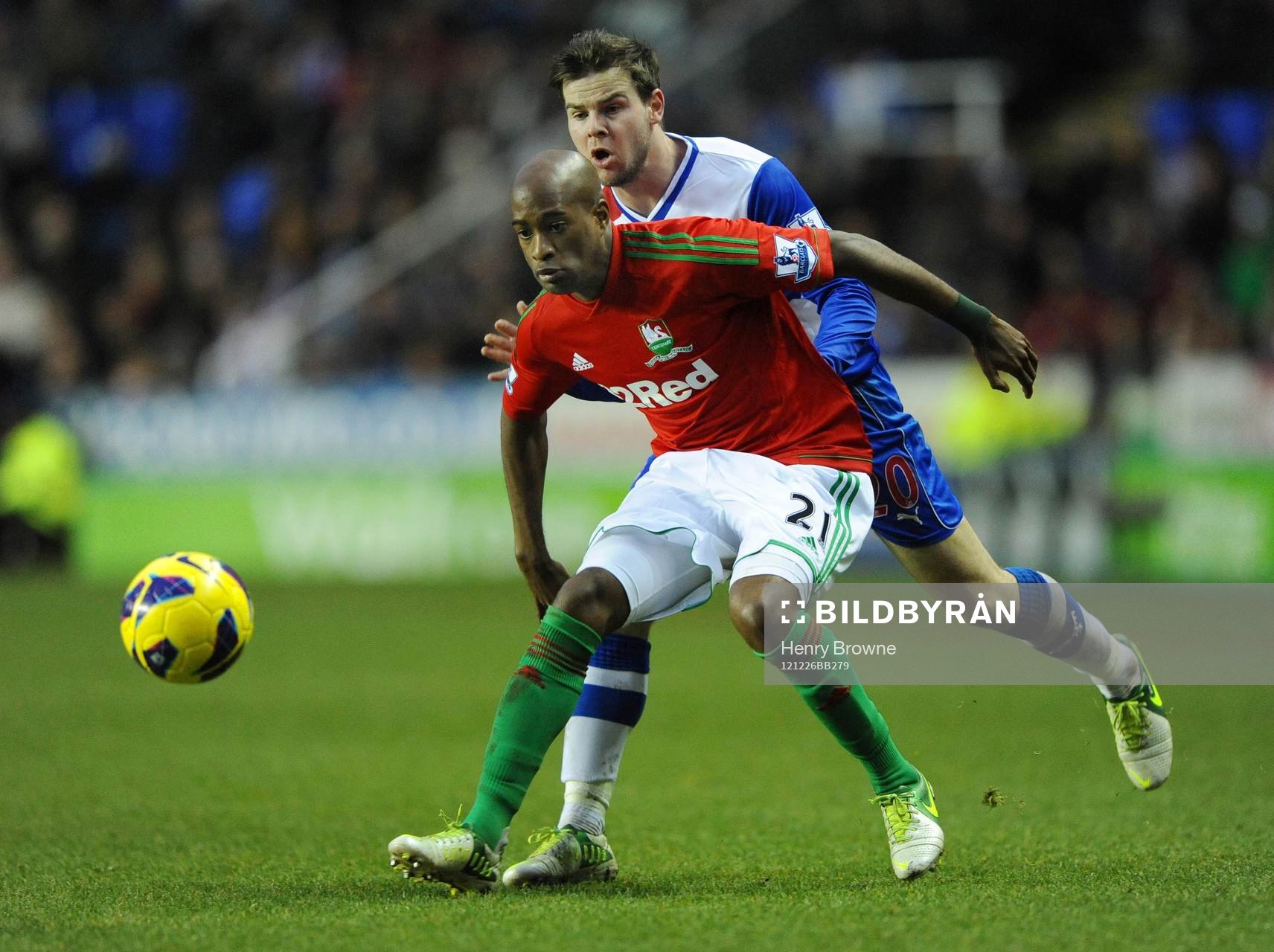 Football - Reading v Swansea City - Barclays Premier League