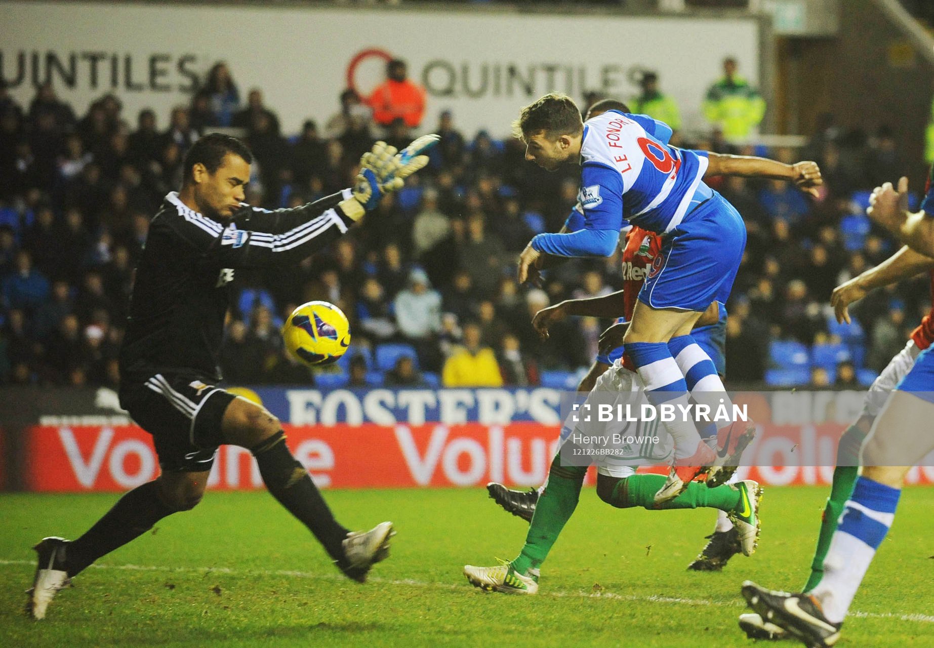 Football - Reading v Swansea City - Barclays Premier League