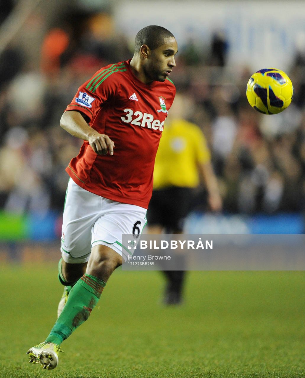 Football - Reading v Swansea City - Barclays Premier League