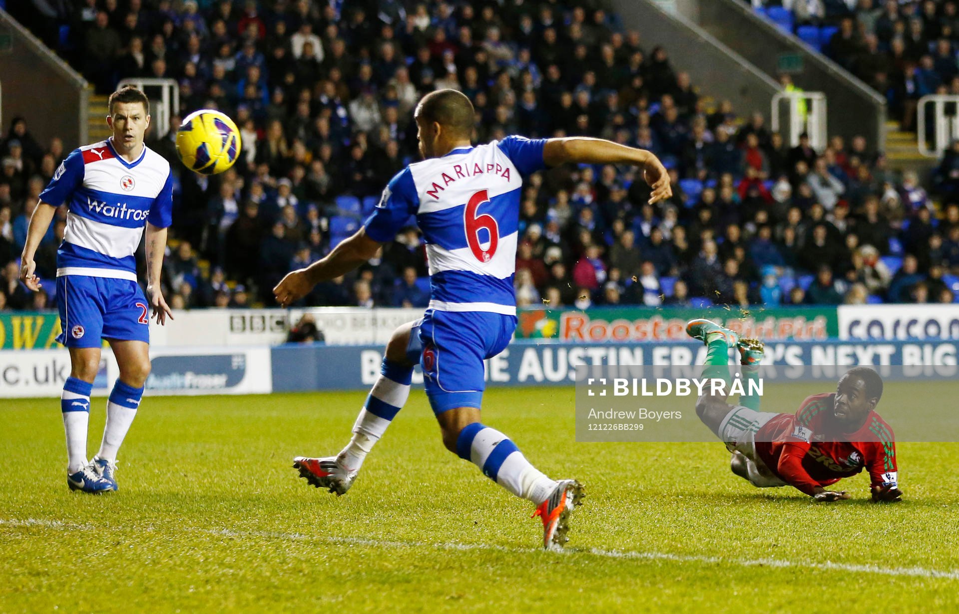 Football - Reading v Swansea City - Barclays Premier League