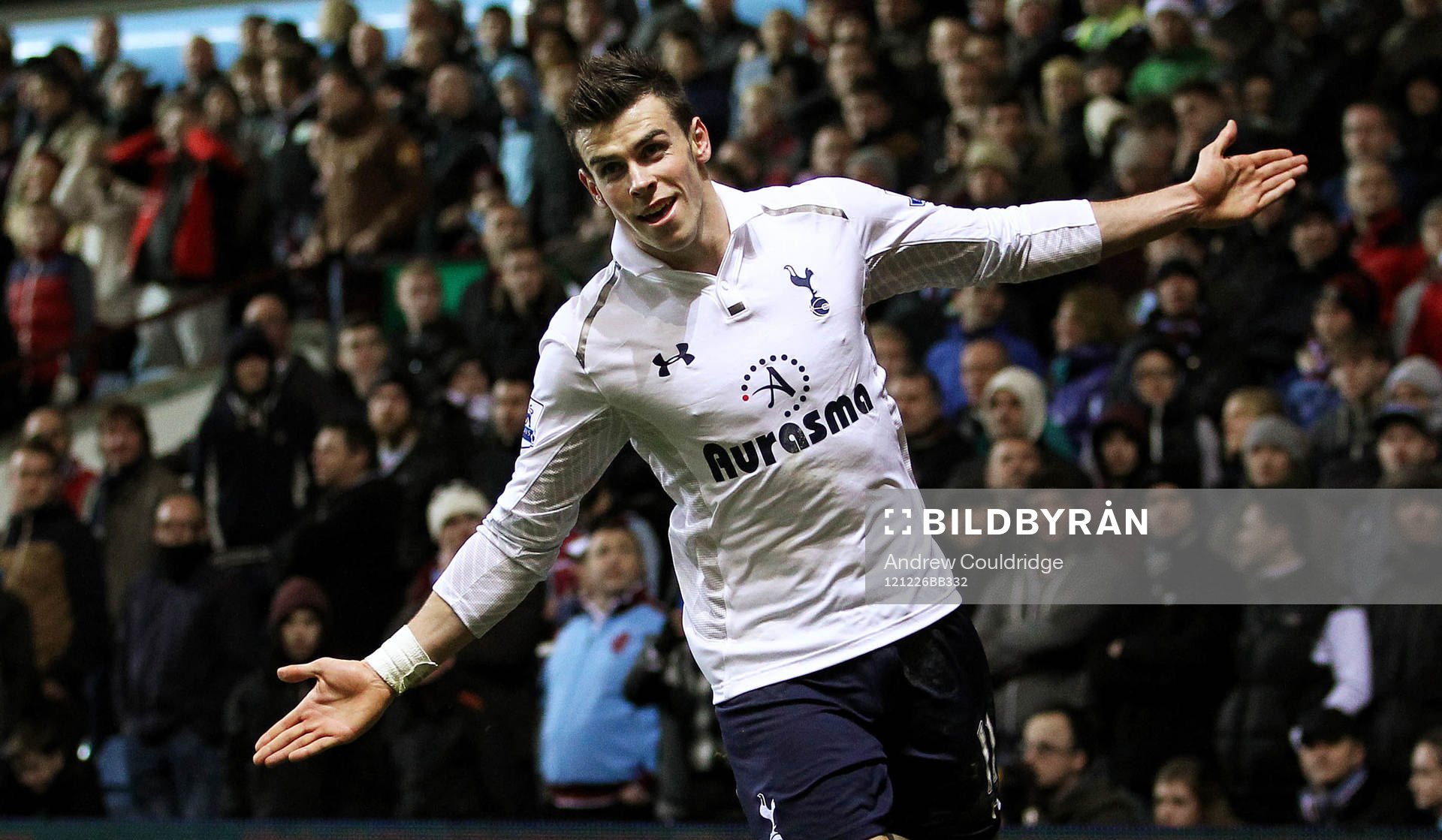 Football - Aston Villa v Tottenham Hotspur - Barclays