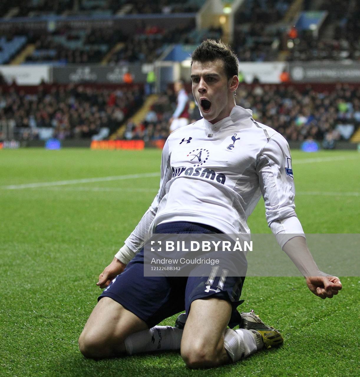 Football - Aston Villa v Tottenham Hotspur - Barclays