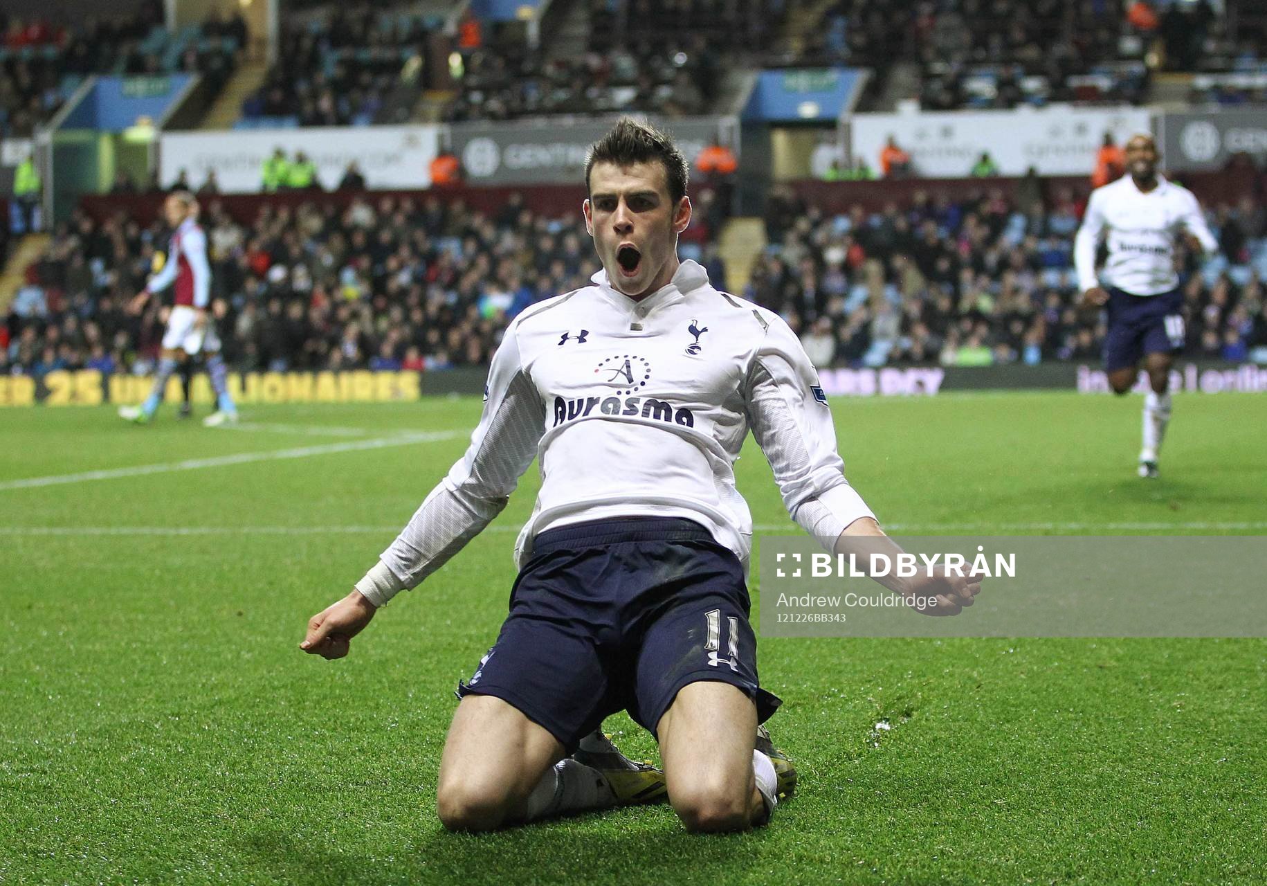 Football - Aston Villa v Tottenham Hotspur - Barclays