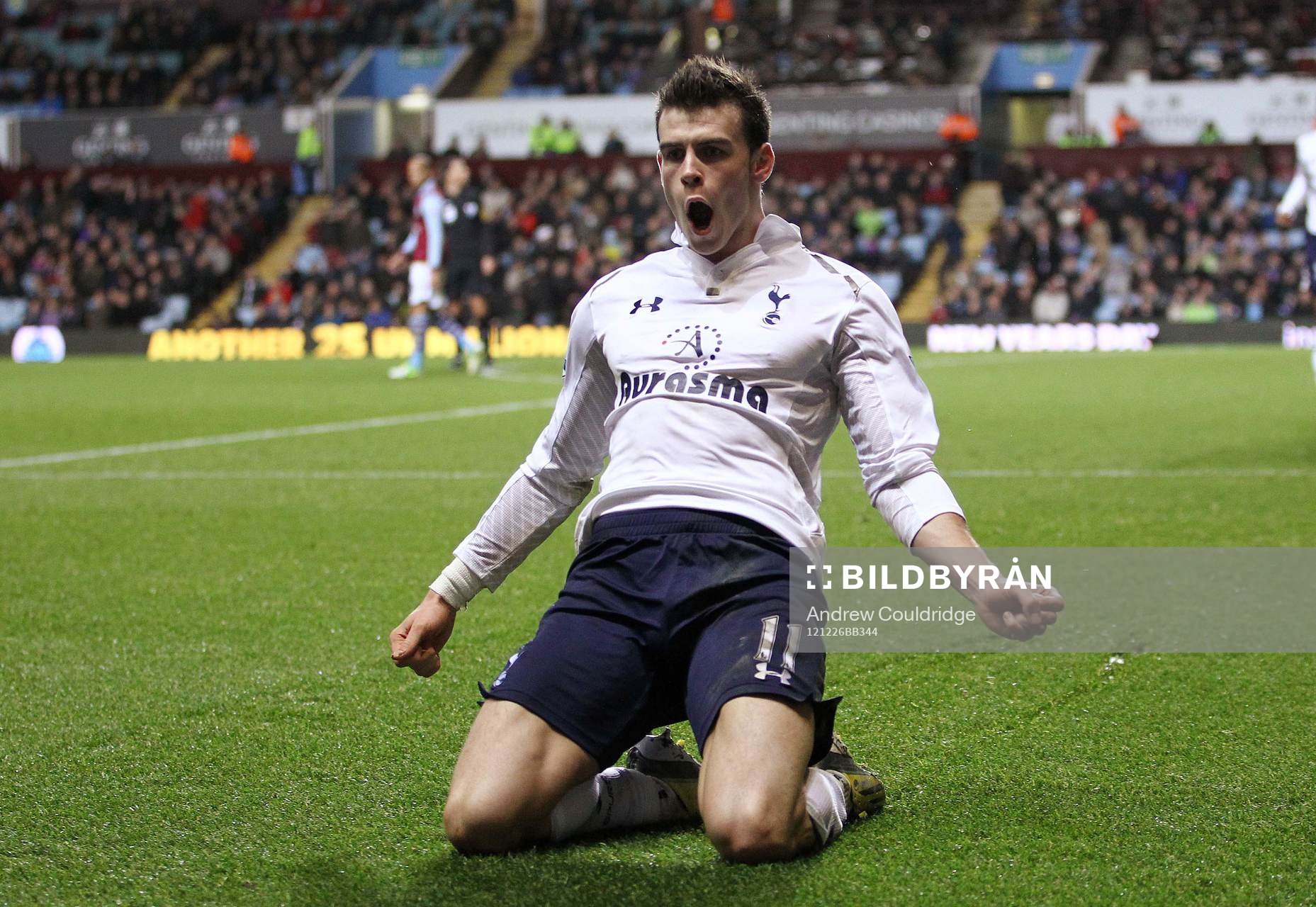 Football - Aston Villa v Tottenham Hotspur - Barclays