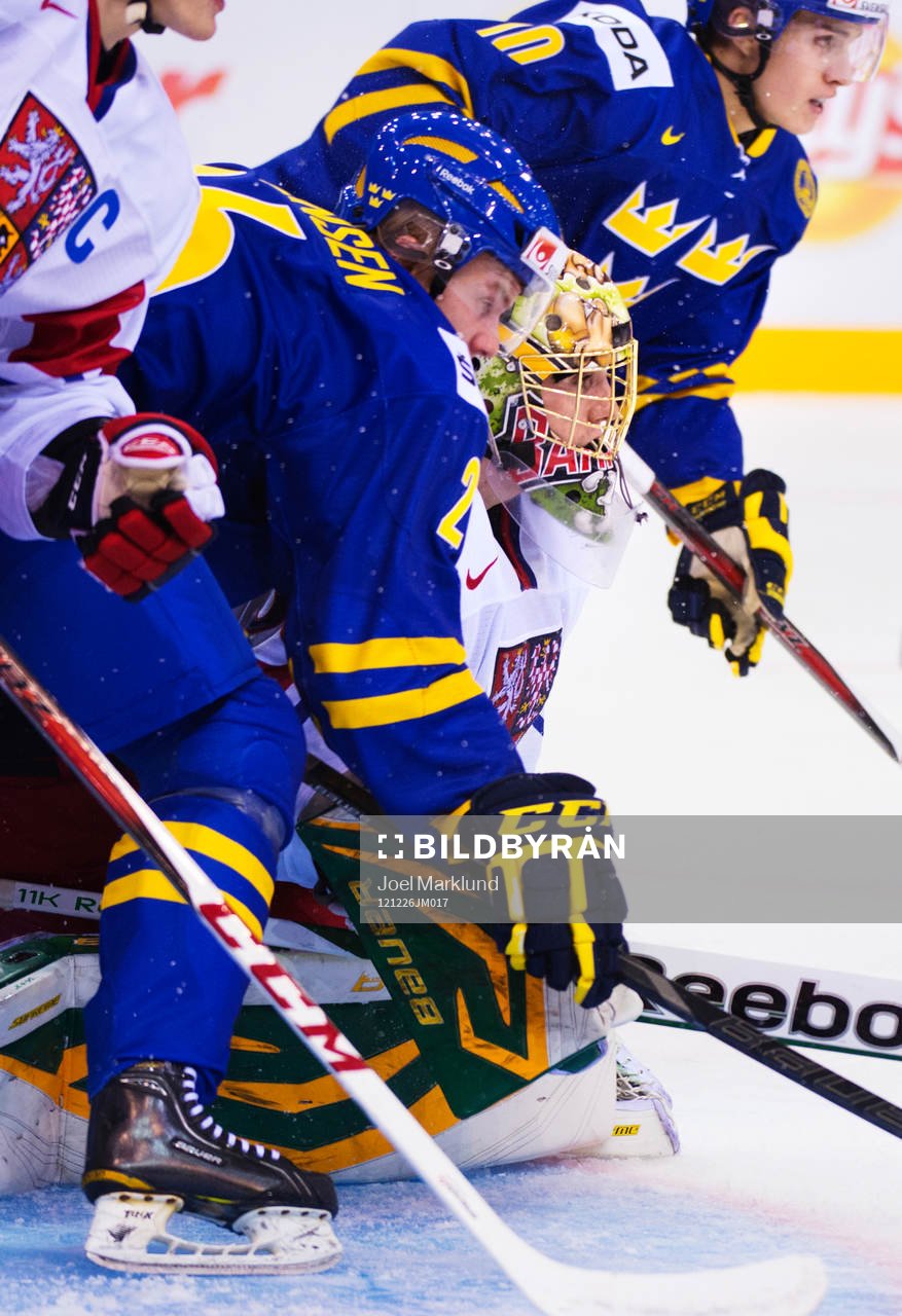 Nick Sörensen och Alexander Wennberg, Sverige, oroar