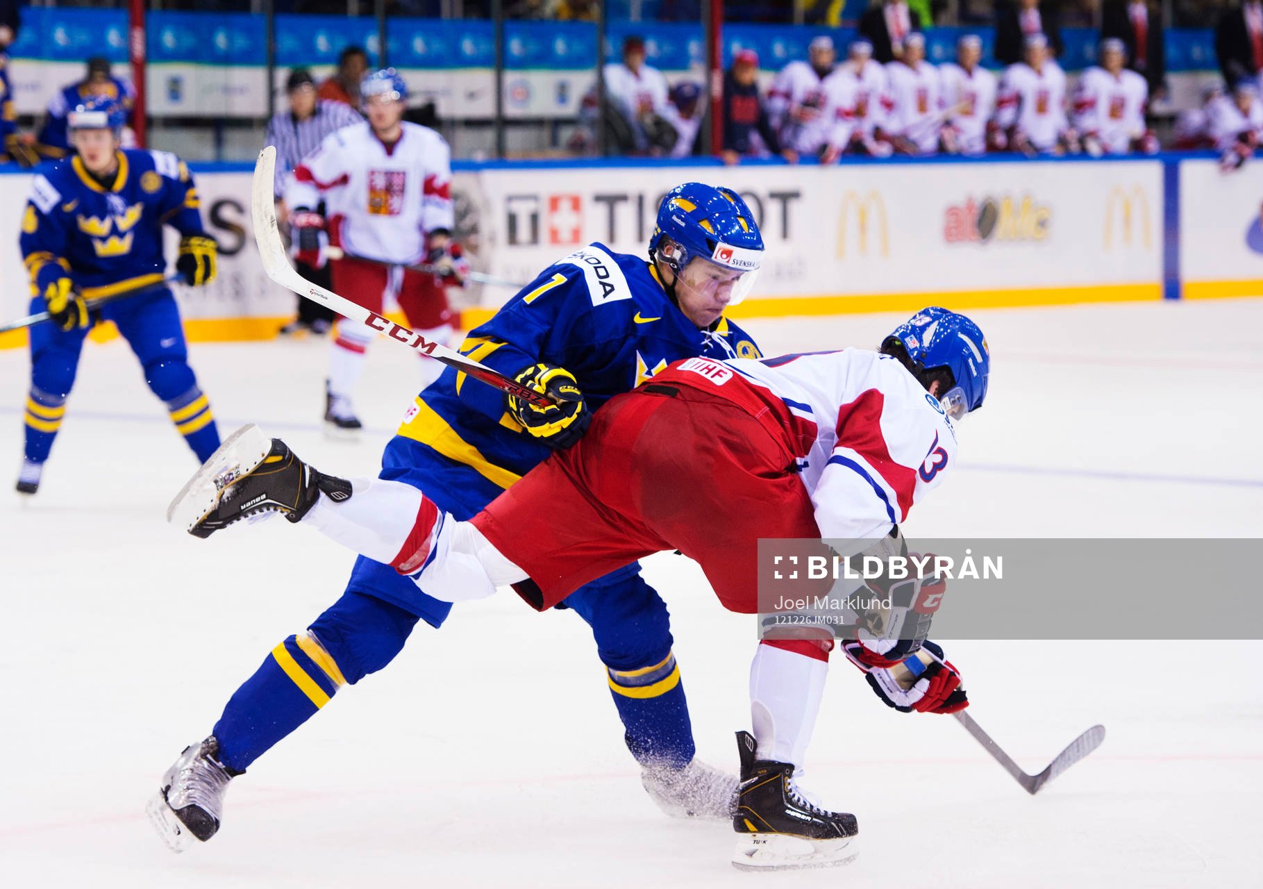Tom Nilsson, Sverige, trycker till Marek Hrbas, Tjeckien