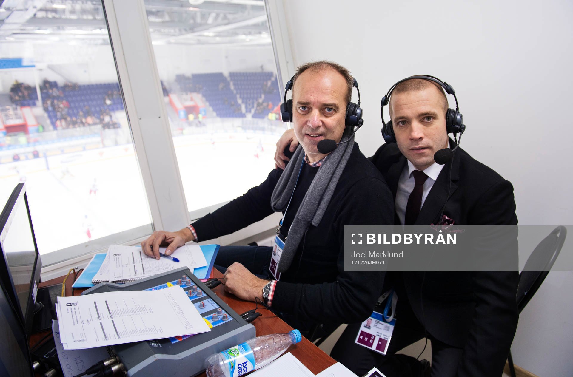 Per Forsberg, kommentator, och Johan Tornberg, expert Viasat