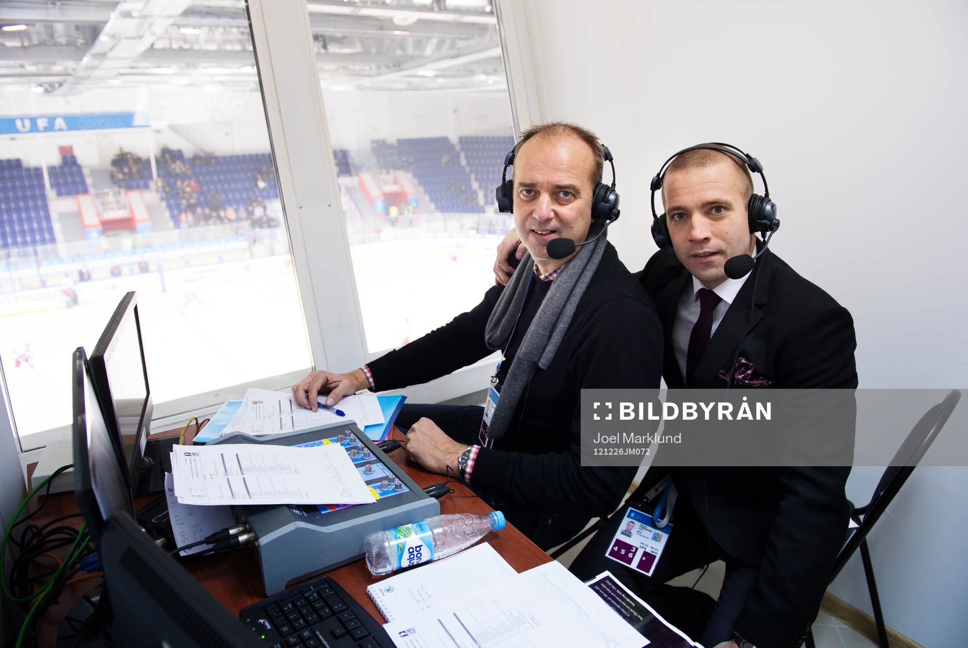 Per Forsberg, kommentator, och Johan Tornberg, expert Viasat