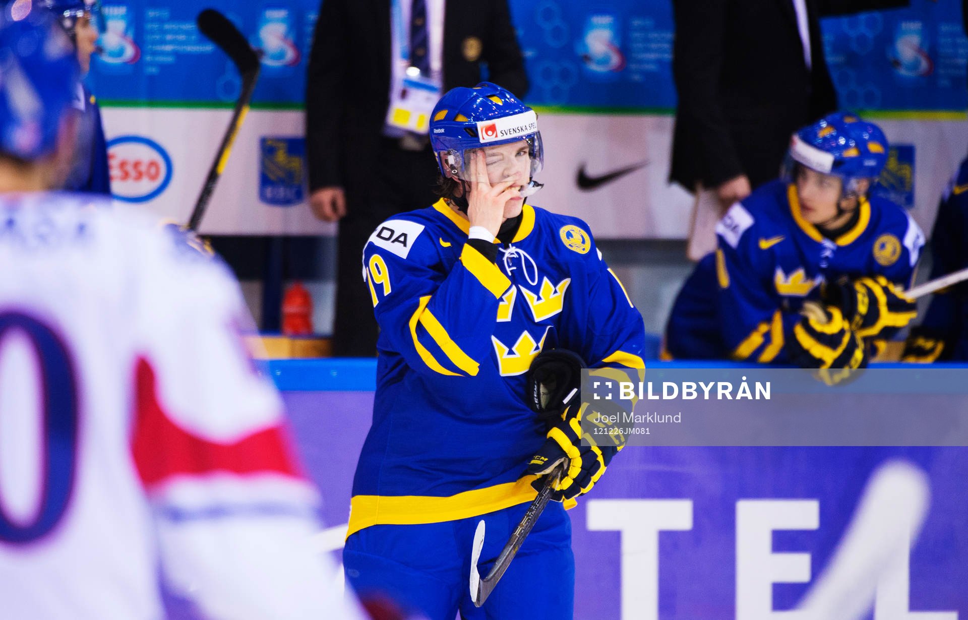 Elias Lindholm, Sverige