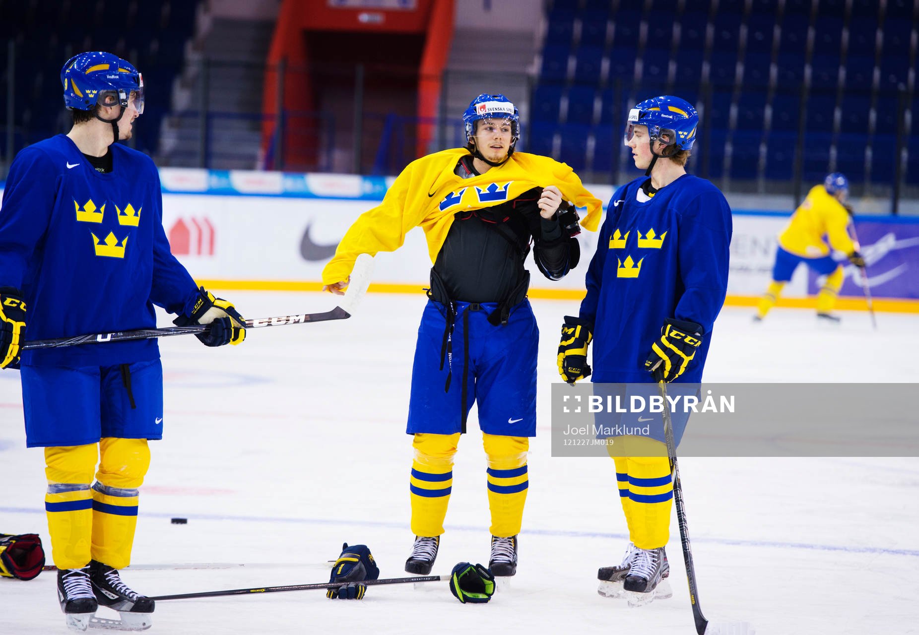 Mikael Vikstrand, Sebastian Collberg och Elias Lindholm