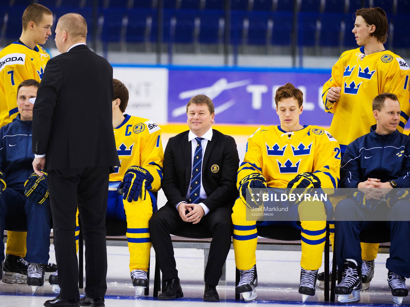 Jonas Fransson, team manager, sitter