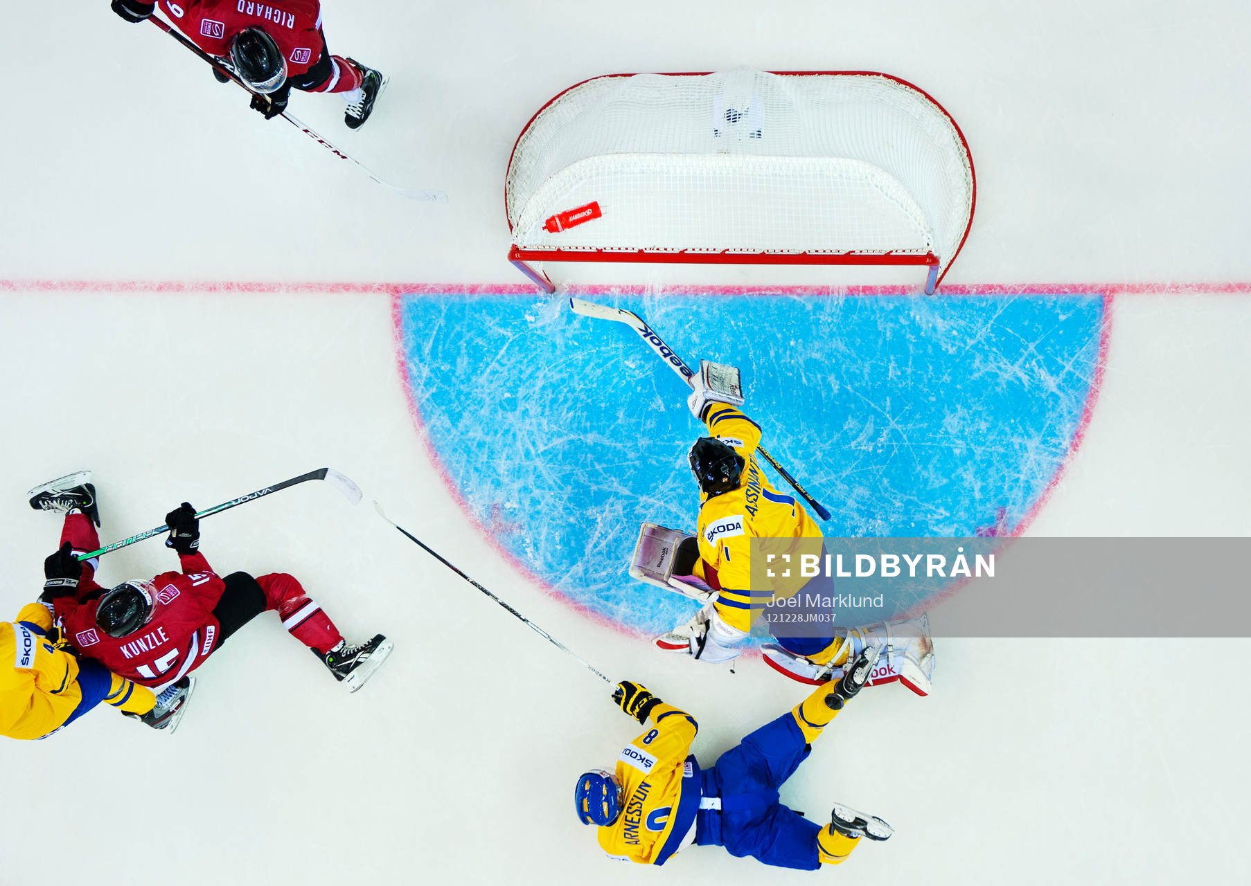 Joel Lassinantti, målvakt, Sverige, släpper in 1-2 från