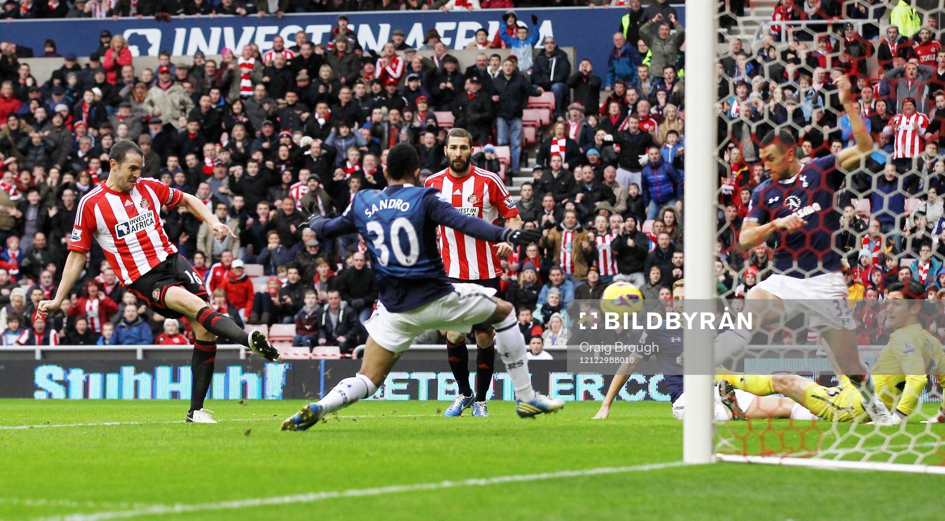 Football - Sunderland v Tottenham Hotspur - Barclays