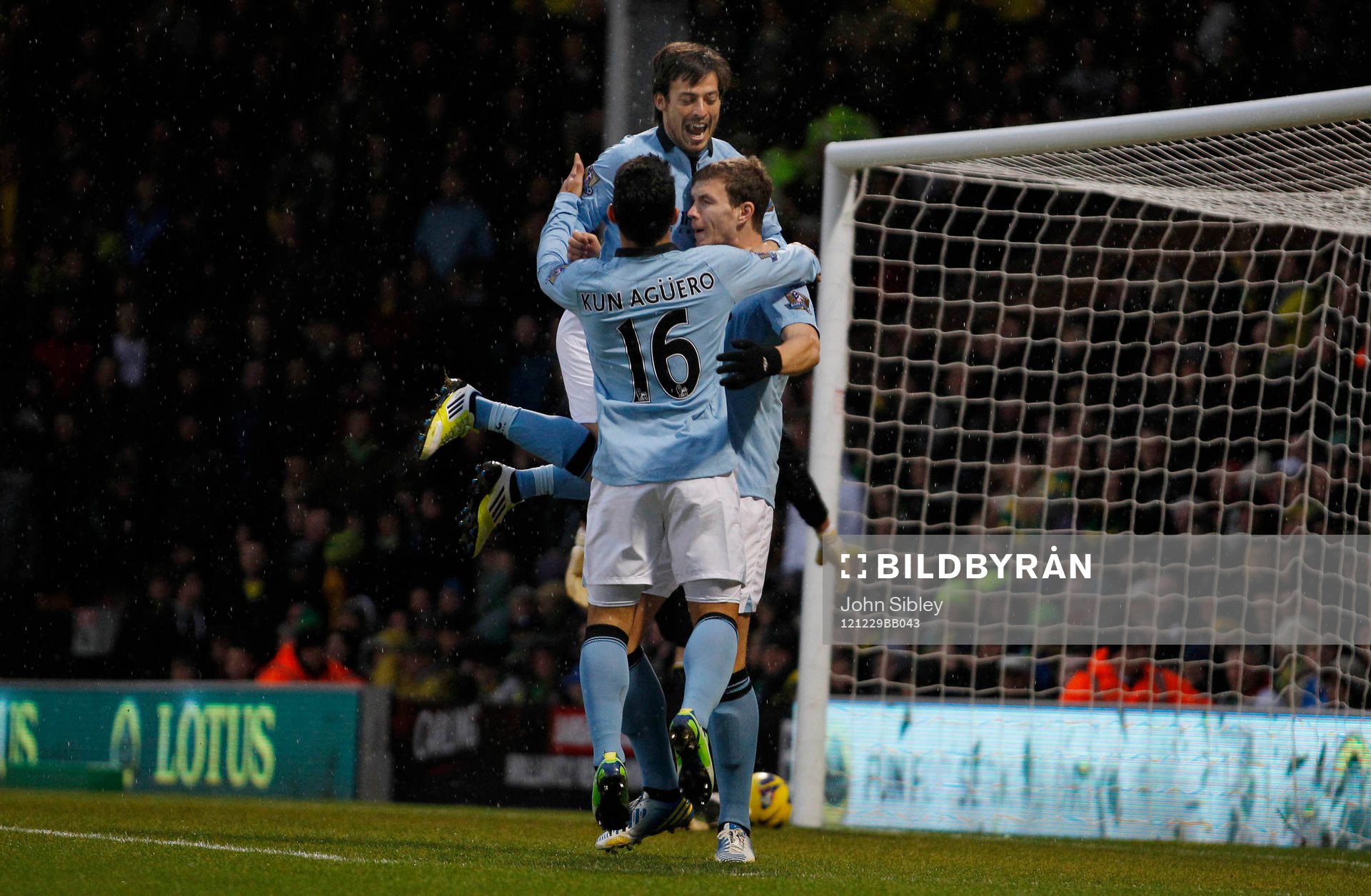 Football - Norwich City v Manchester City - Barclays