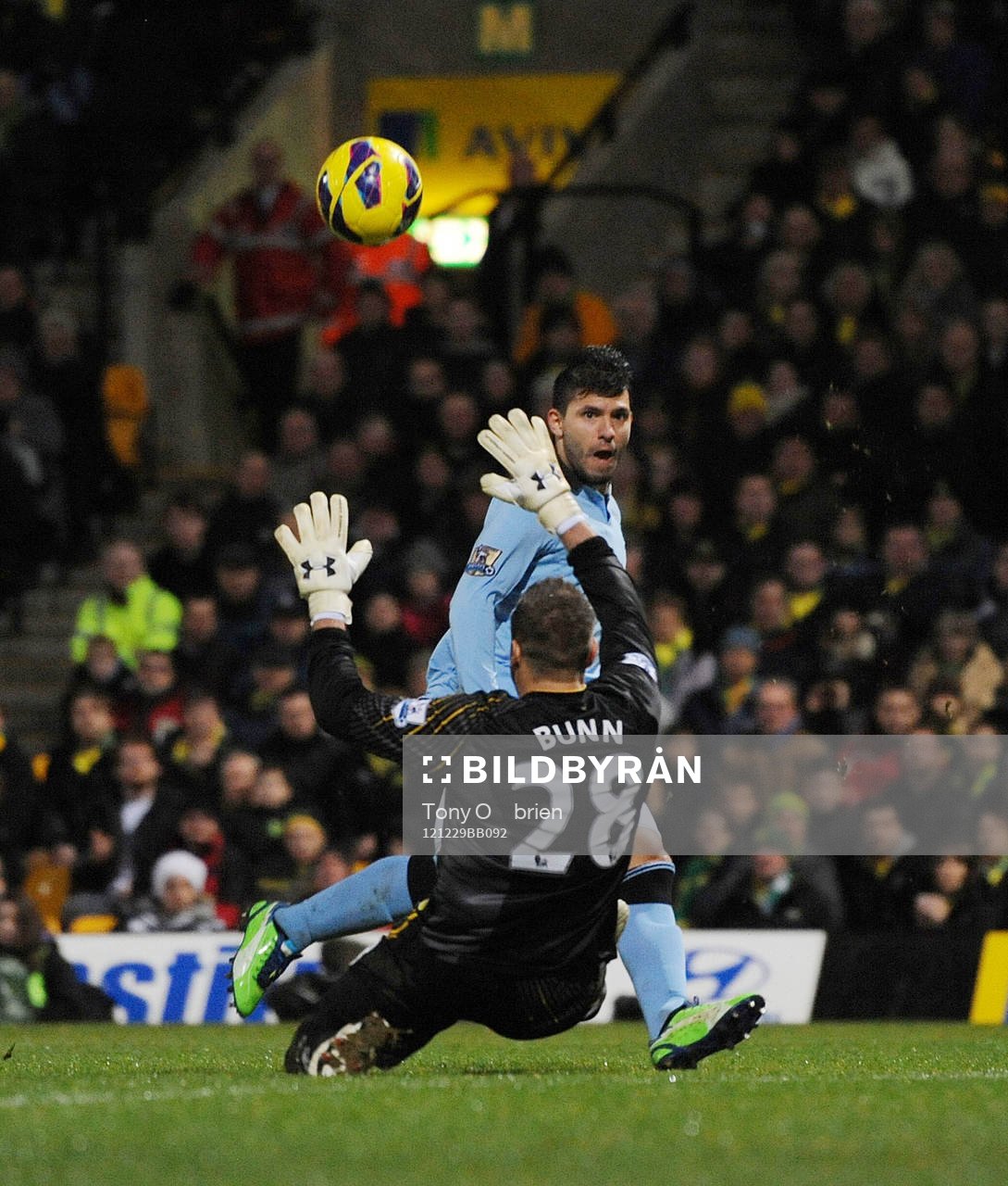 Football - Norwich City v Manchester City - Barclays