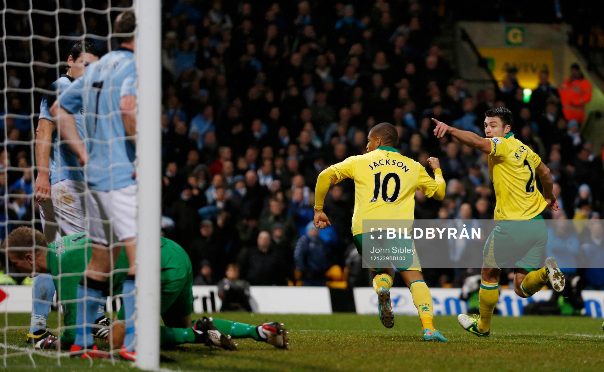 Football - Norwich City v Manchester City - Barclays