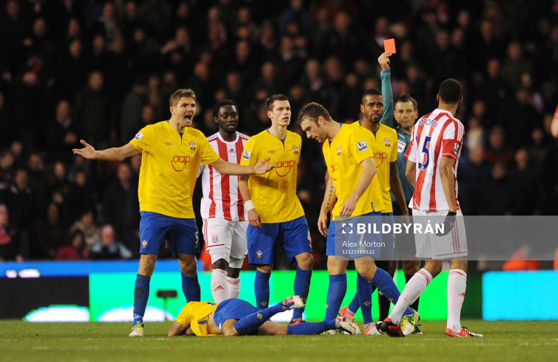 Football - Stoke City v Southampton - Barclays Premier