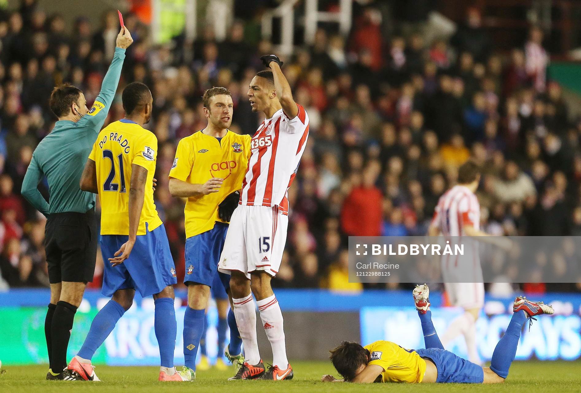 Football - Stoke City v Southampton - Barclays Premier