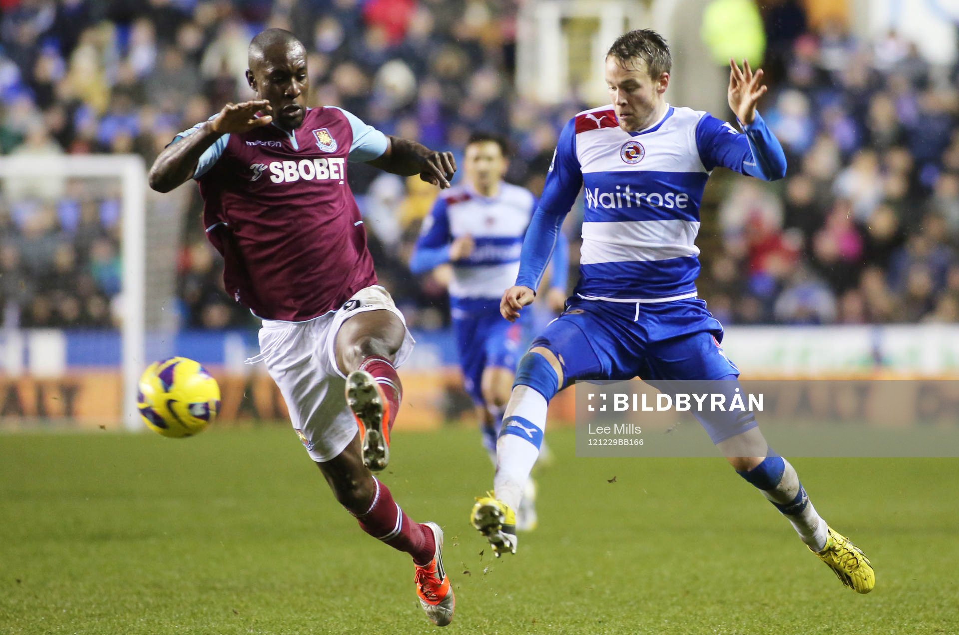 Football - Reading v West Ham United - Barclays Premier