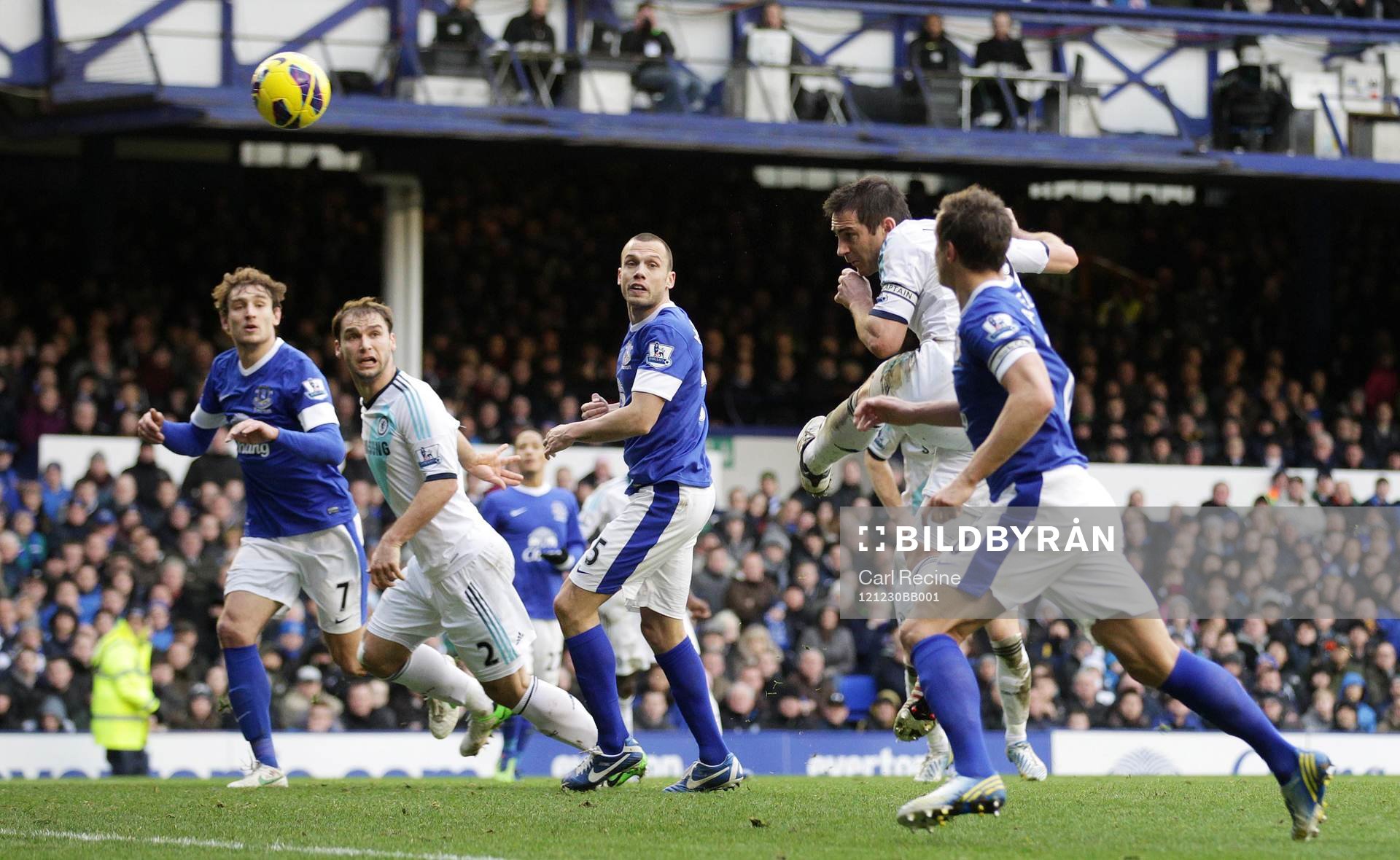 Football - Everton v Chelsea - Barclays Premier League  -