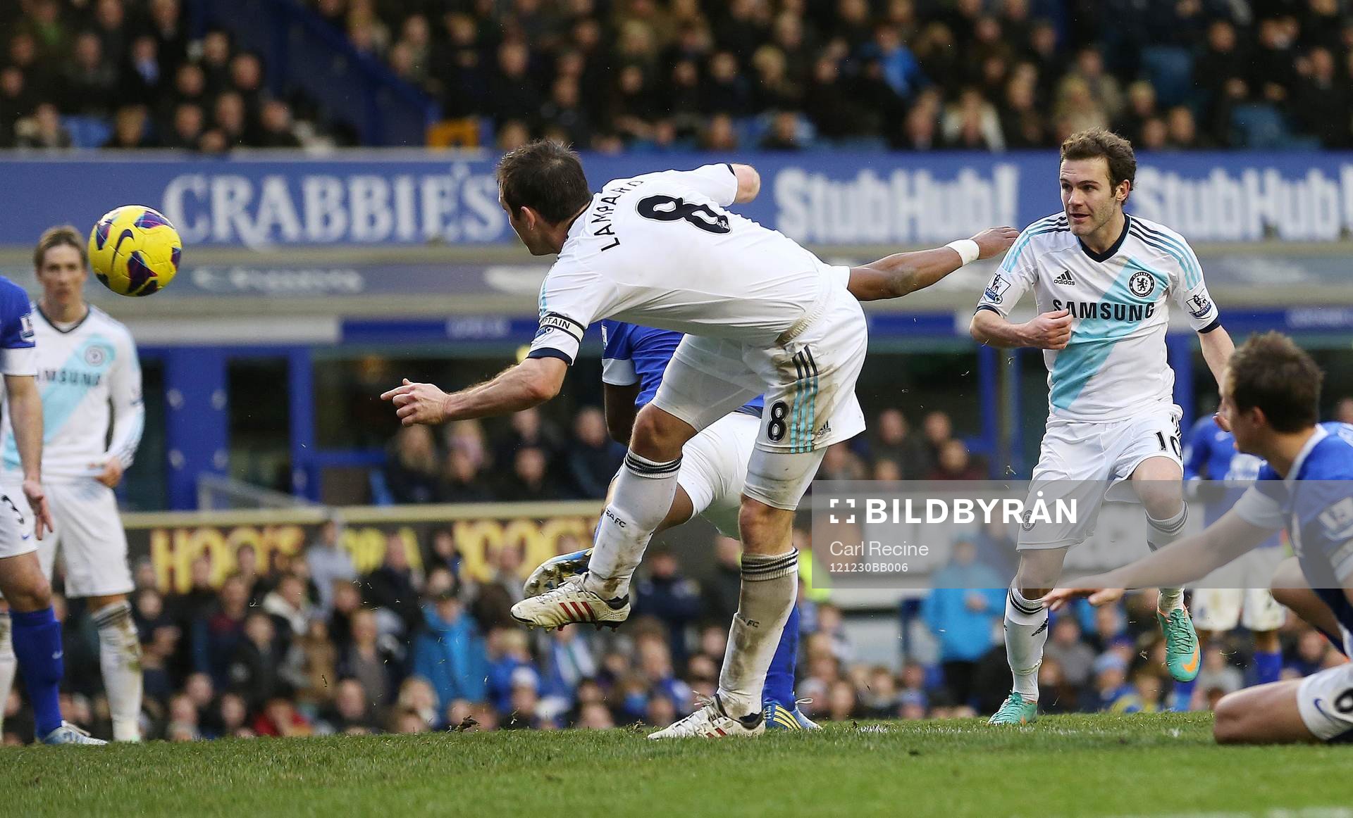 Football - Everton v Chelsea - Barclays Premier League  -