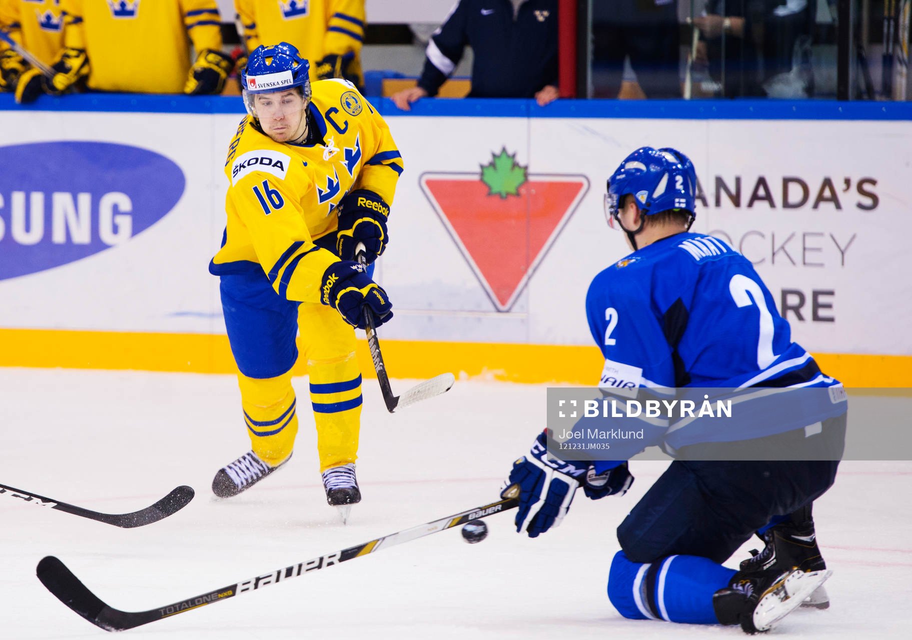 Filip Forsberg, Sverige, skjuter in 5-3