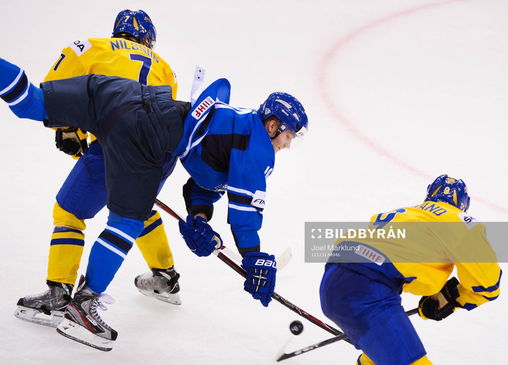 Tom Nilsson, Sverige, stoppar Joel Armia, Finland