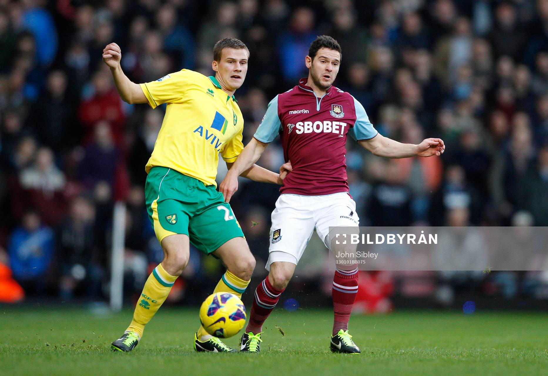 Football - West Ham United v Norwich City - Barclays