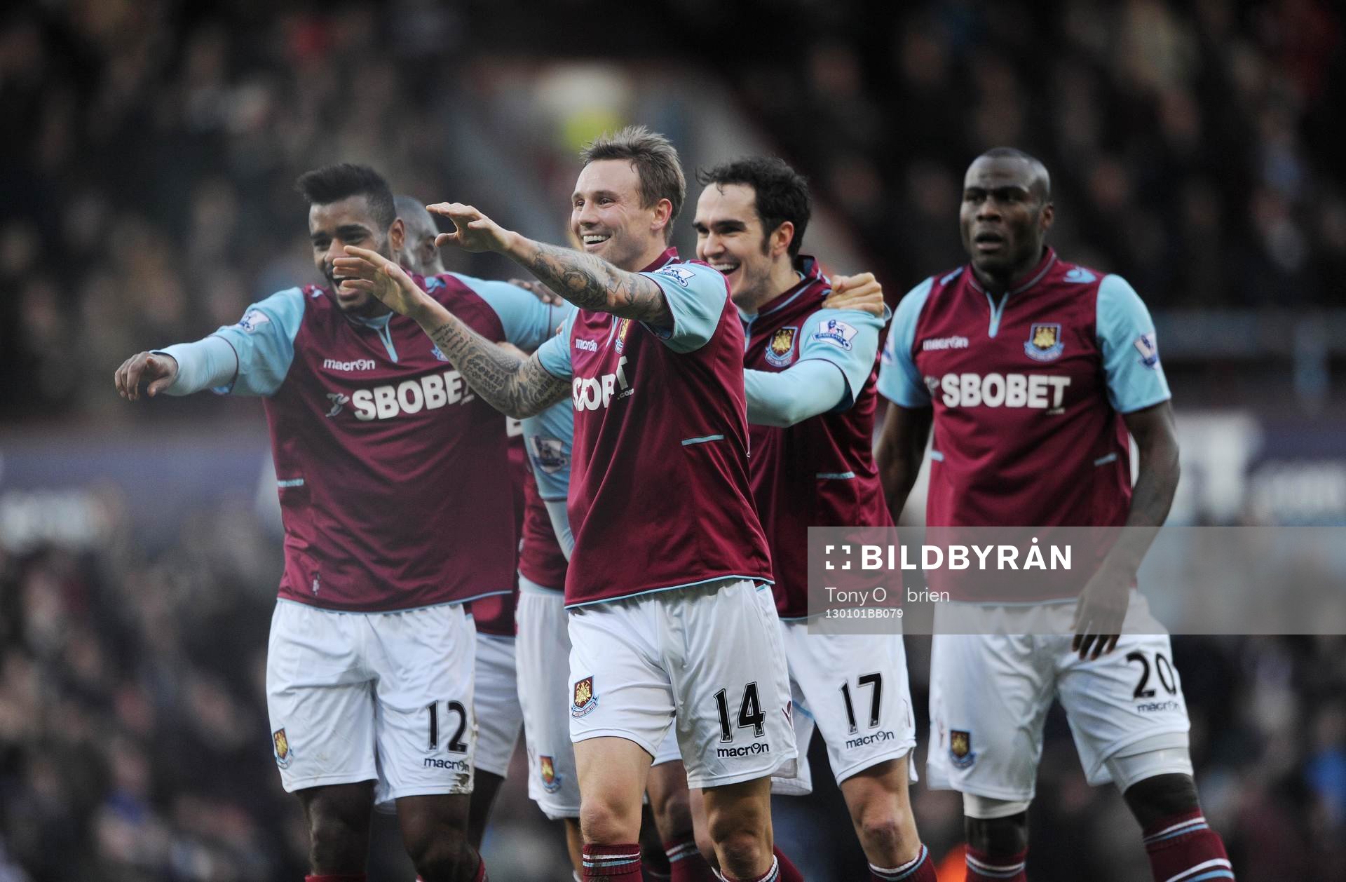 Football - West Ham United v Norwich City - Barclays