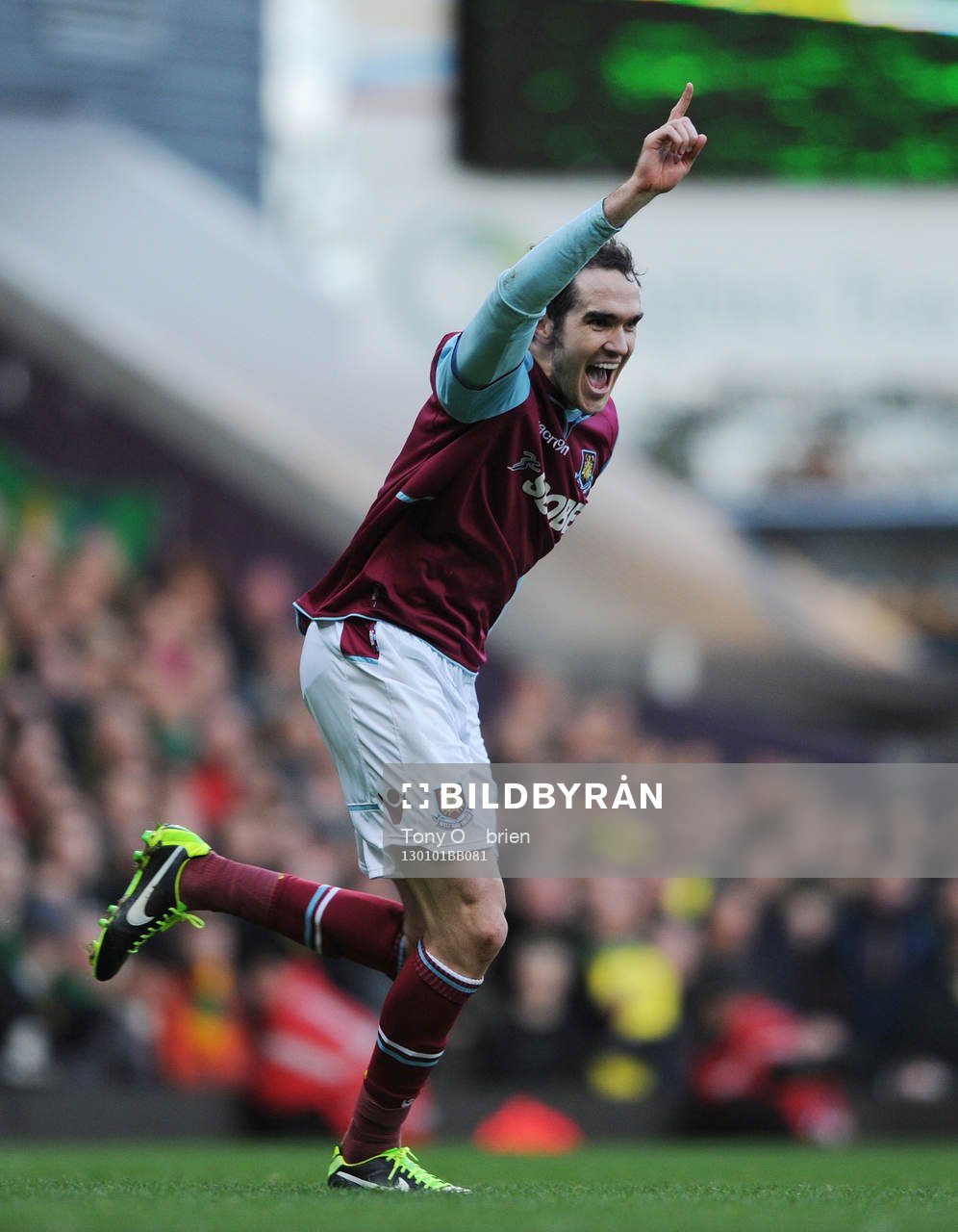 Football - West Ham United v Norwich City - Barclays