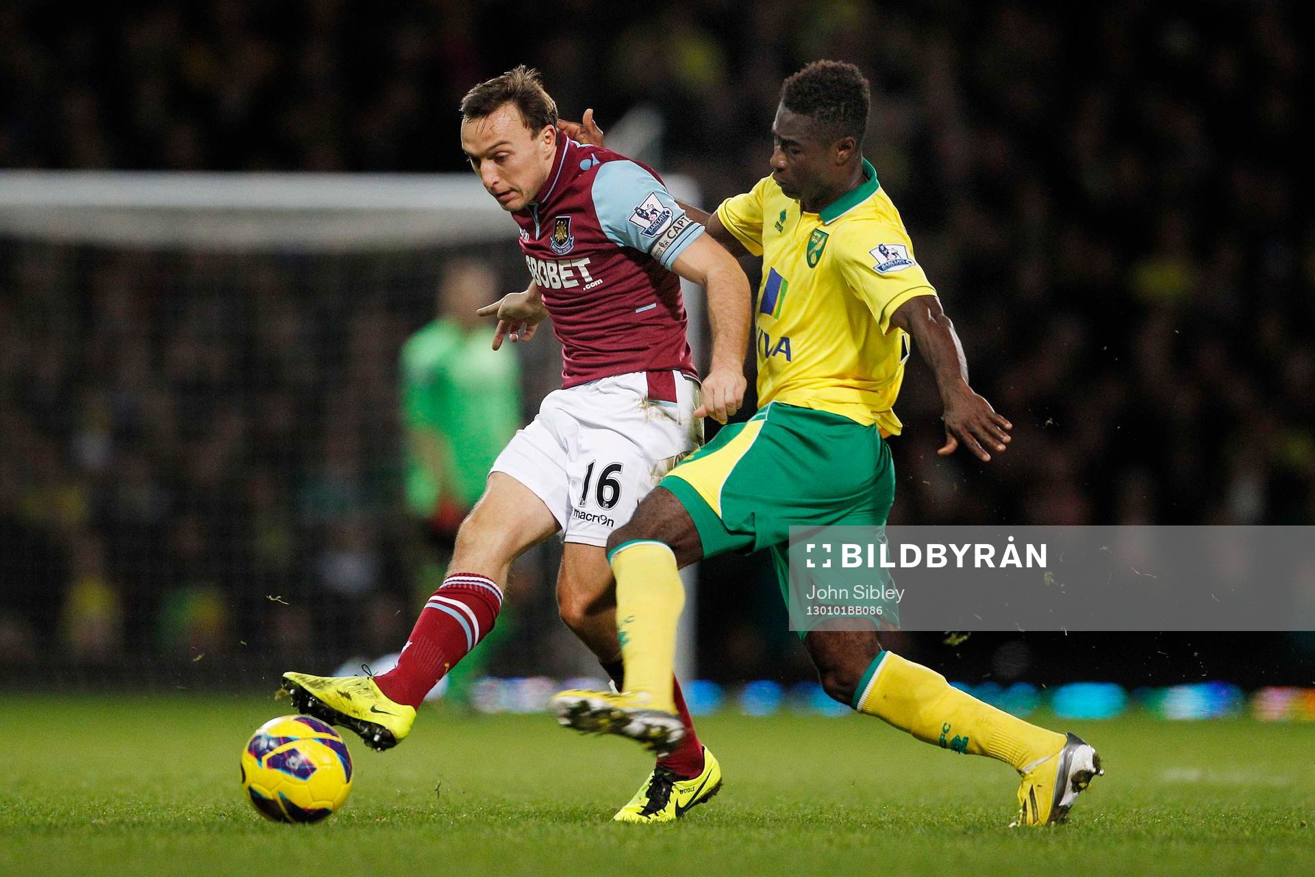 Football - West Ham United v Norwich City - Barclays