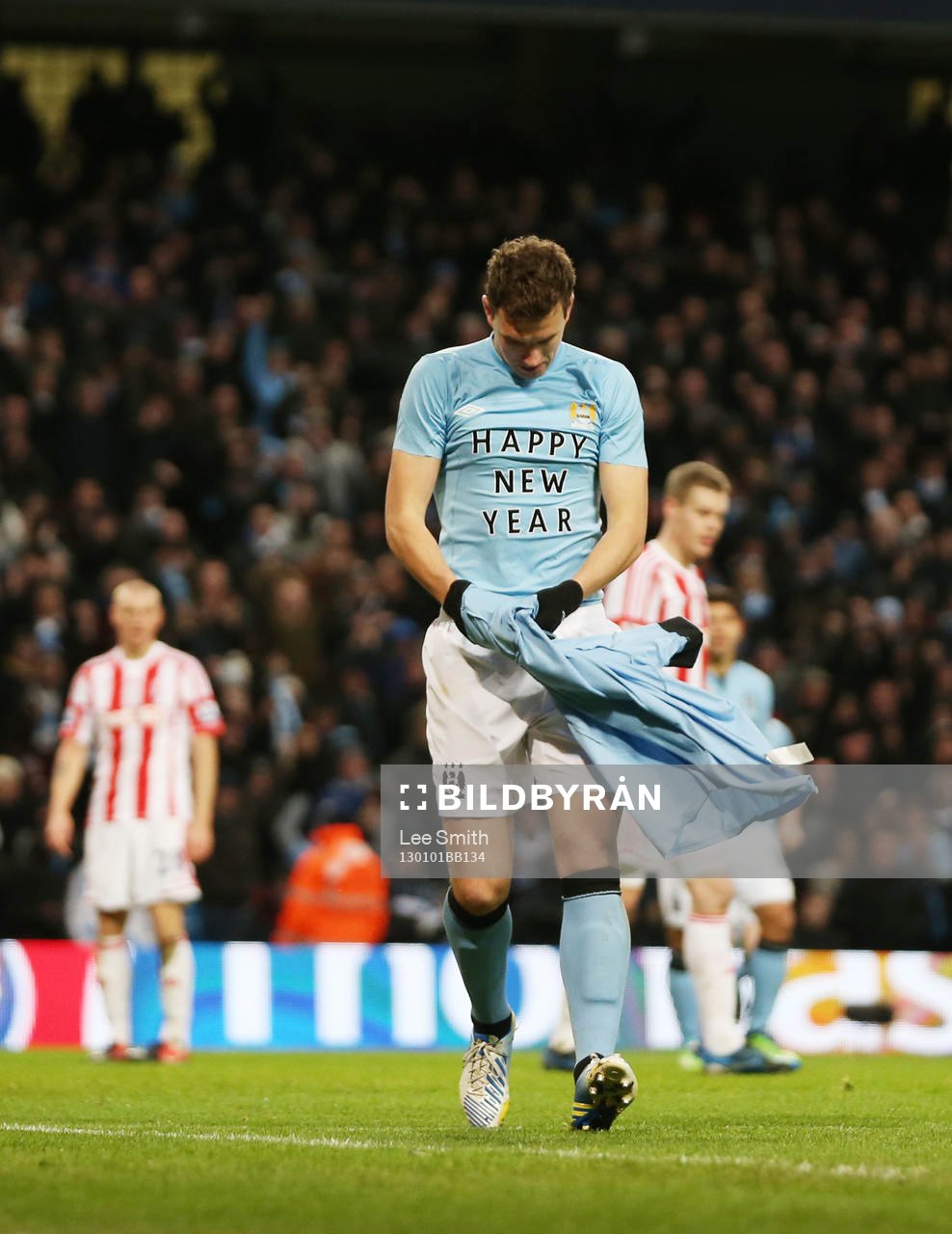 Football - Manchester City v Stoke City - Barclays Premier