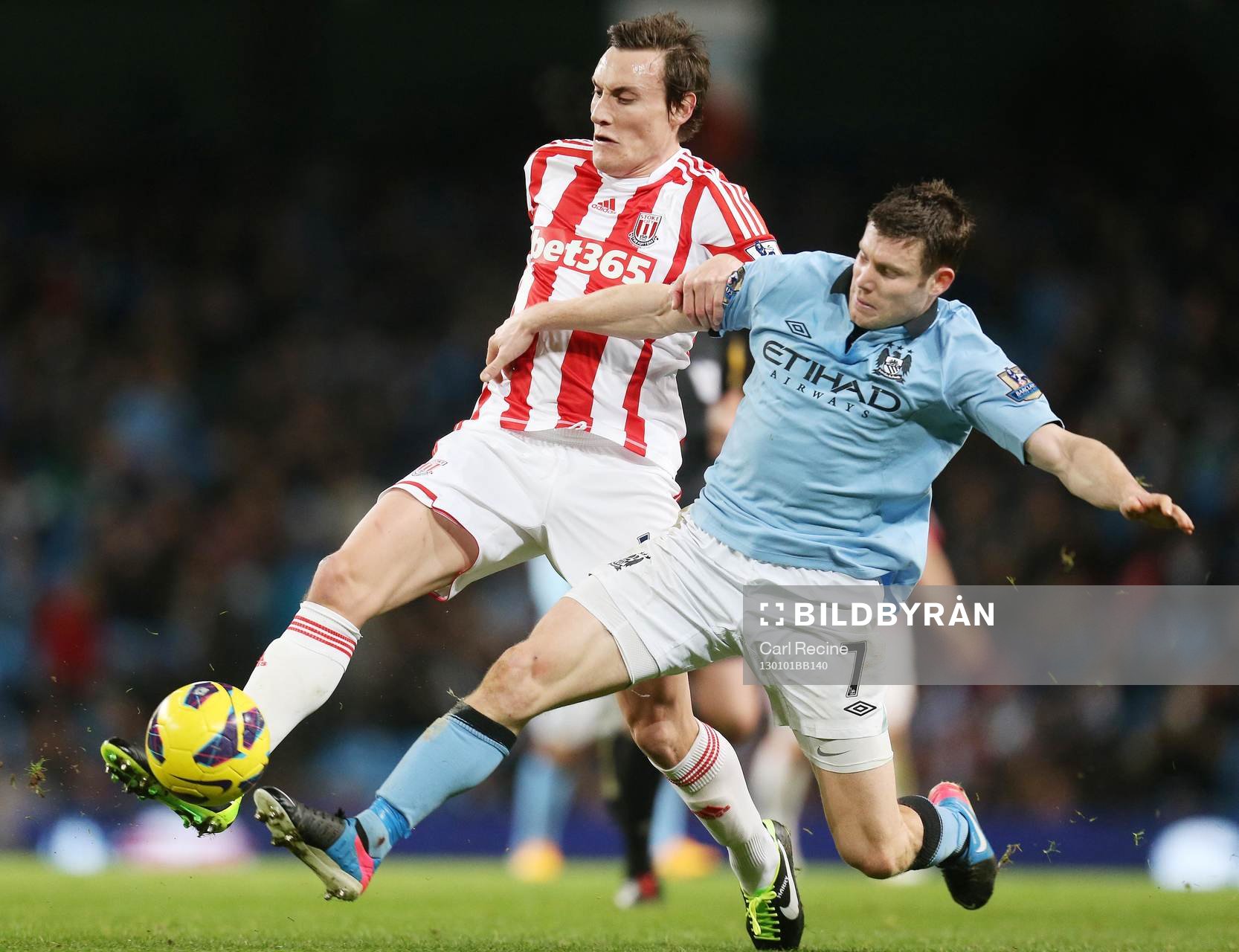 Football - Manchester City v Stoke City - Barclays Premier