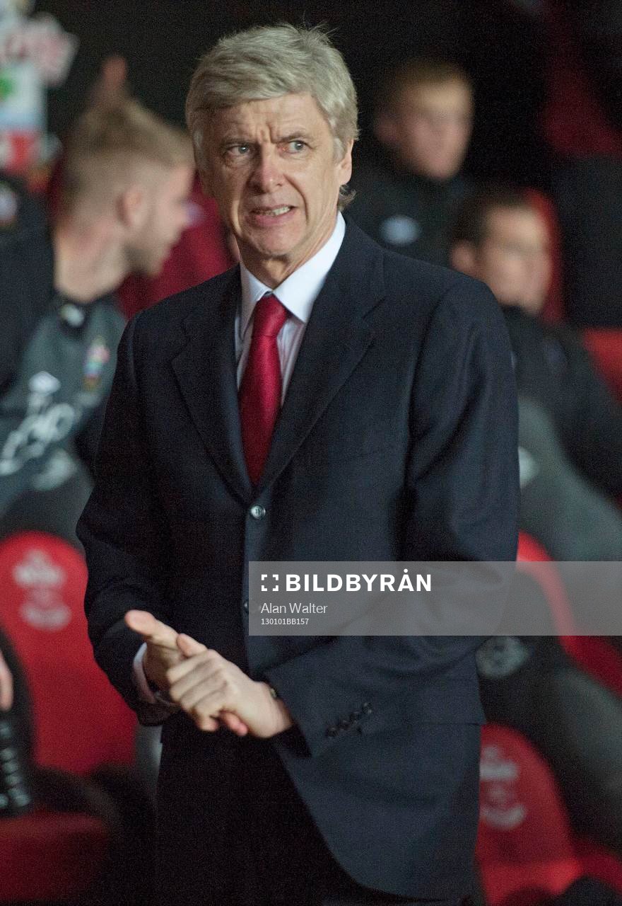 Football - Southampton v Arsenal - Barclays Premier League