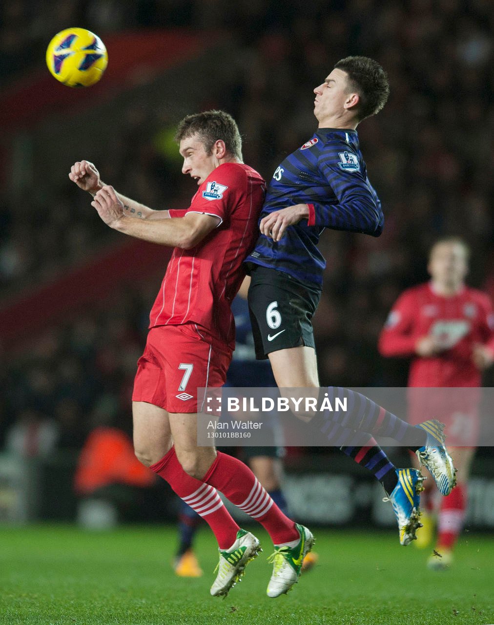 Football - Southampton v Arsenal - Barclays Premier League
