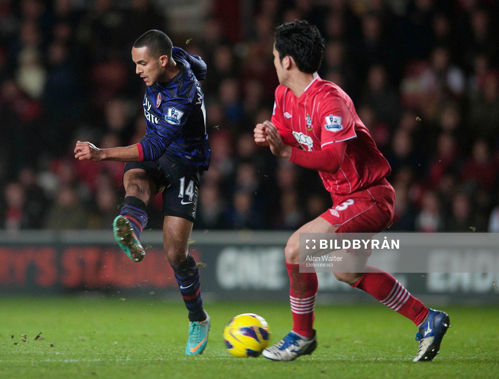 Football - Southampton v Arsenal - Barclays Premier League