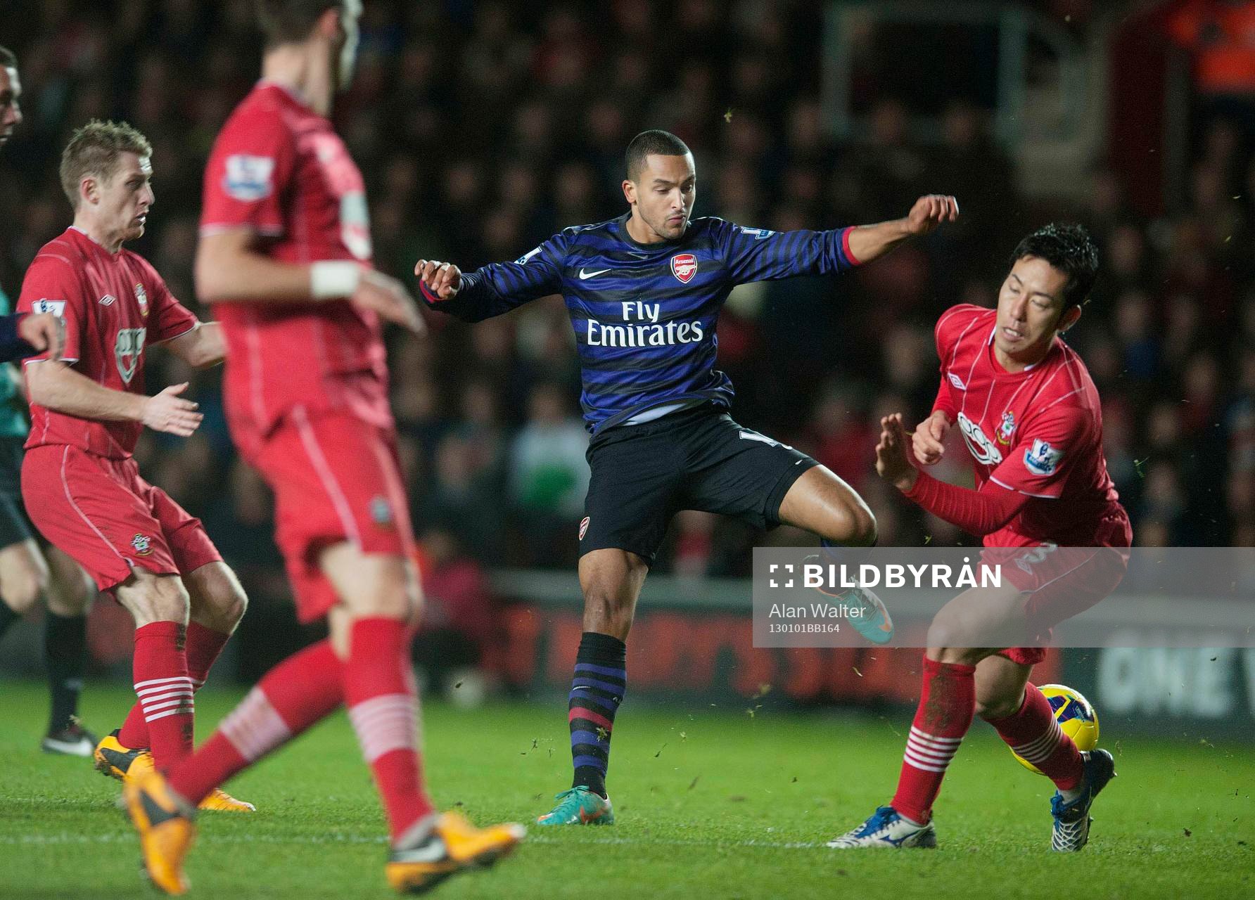Football - Southampton v Arsenal - Barclays Premier League
