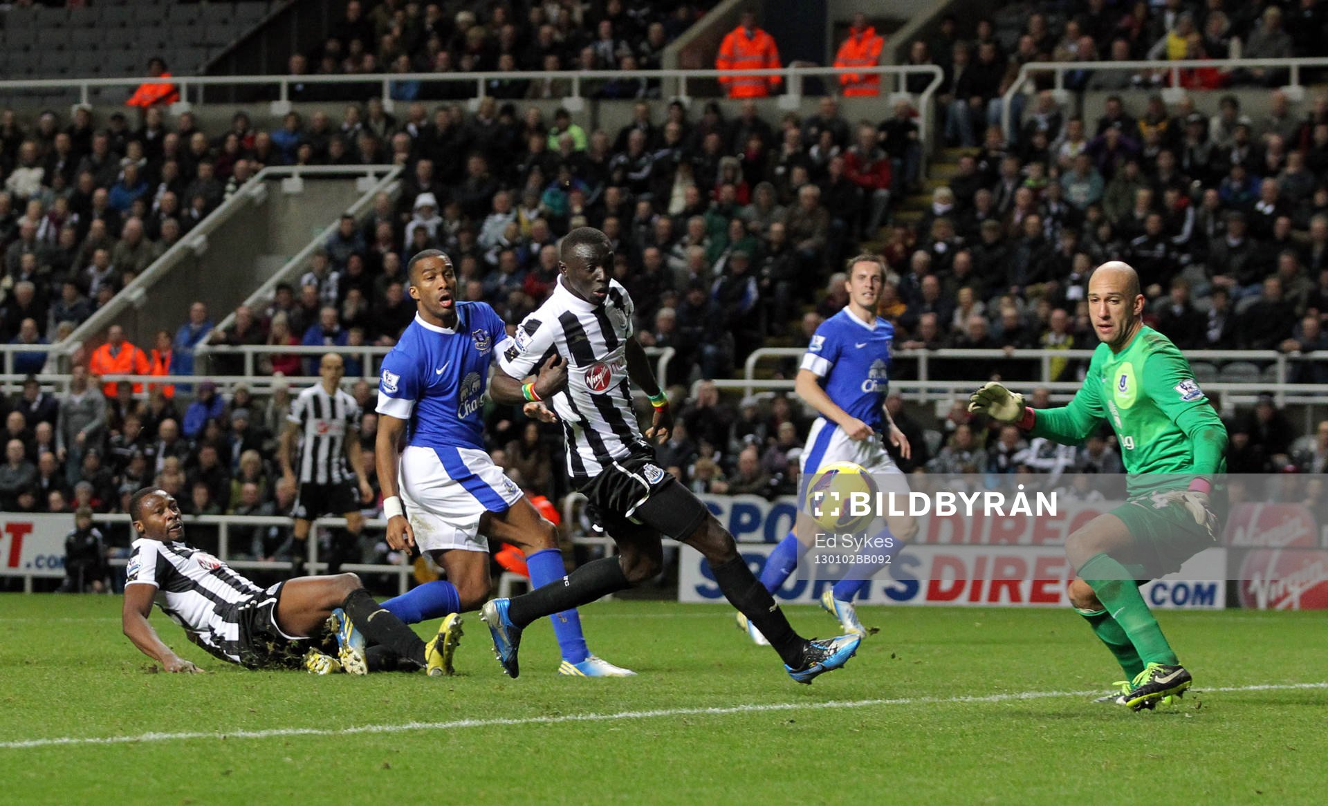 Football - Newcastle United v Everton - Barclays Premier