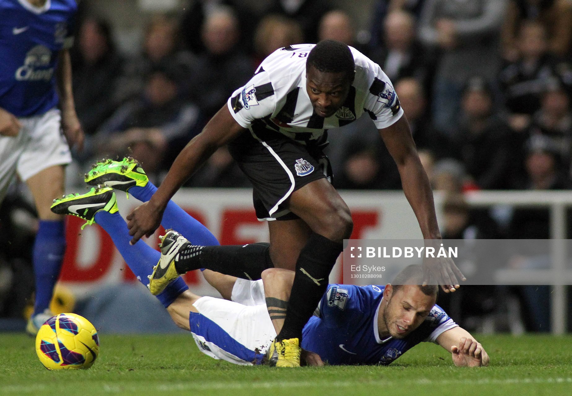 Football - Newcastle United v Everton - Barclays Premier