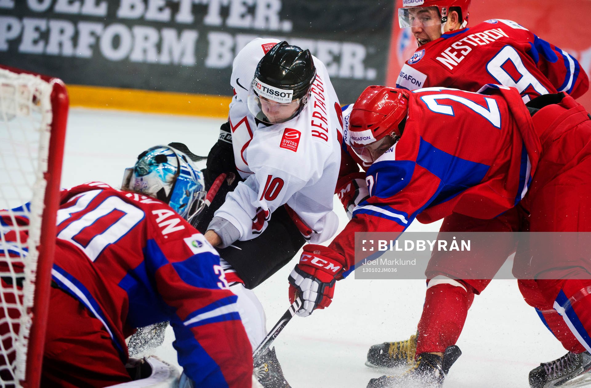 Alessio Bertaggia, Schweiz, bryter in mot mål