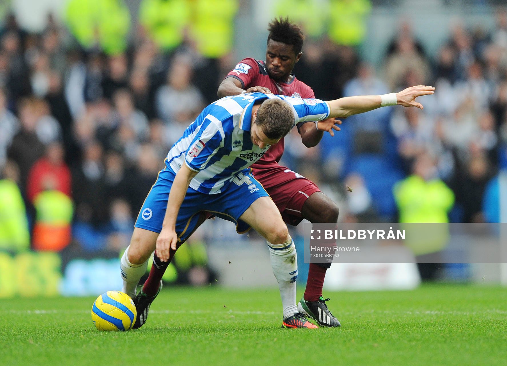 Football - Brighton & Hove Albion v Newcastle United - FA