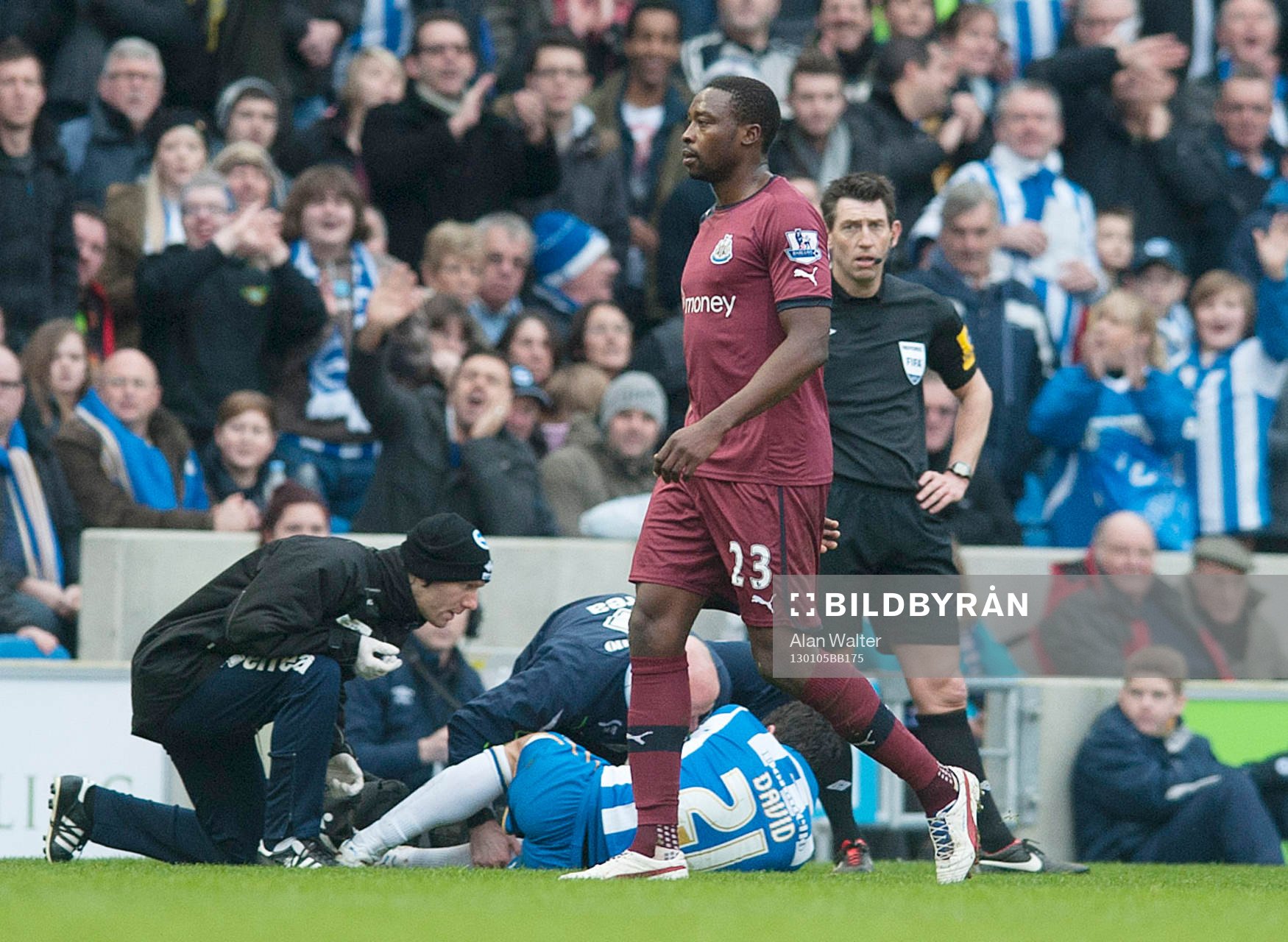 Football - Brighton & Hove Albion v Newcastle United - FA