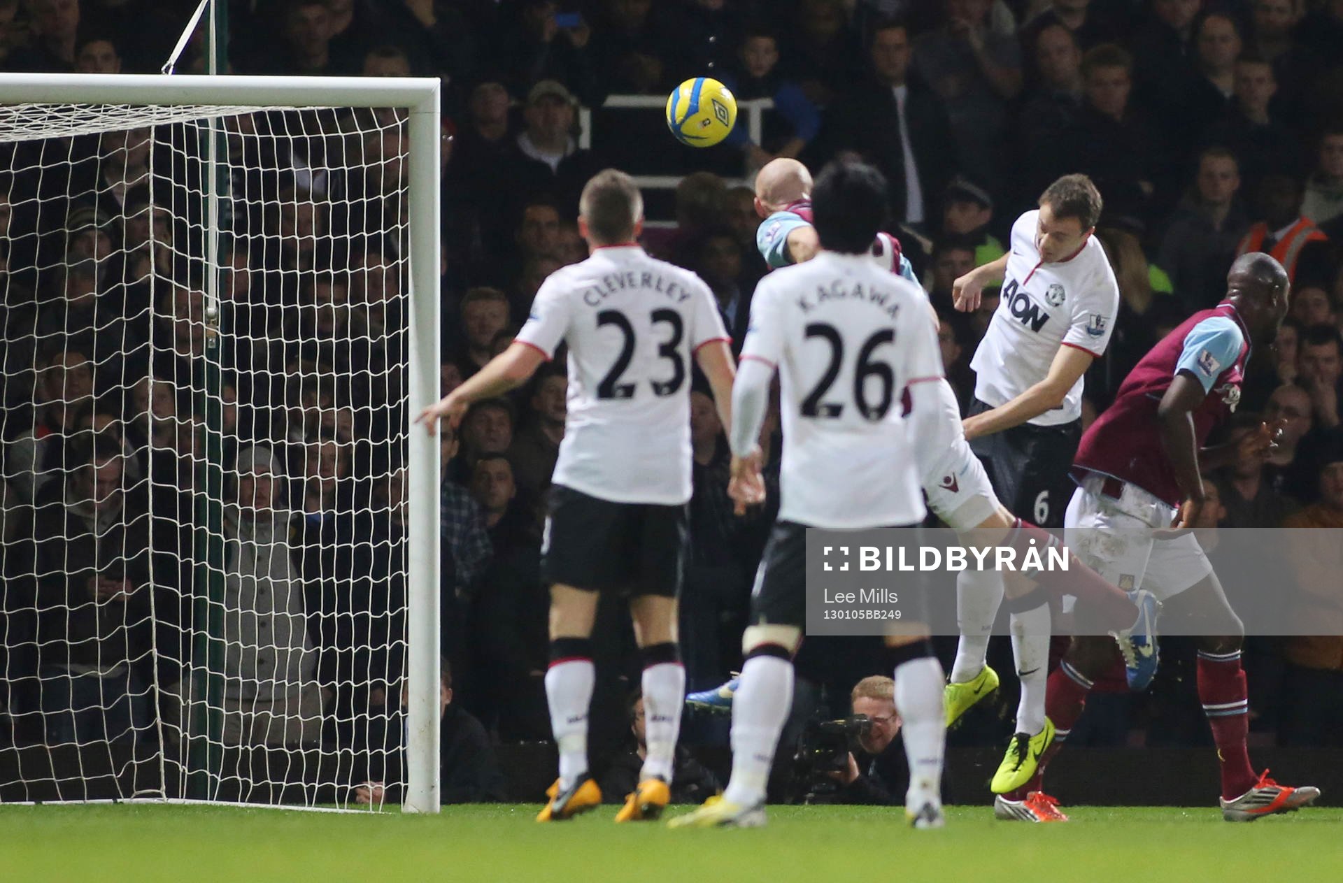 Football - West Ham United v Manchester United - FA Cup