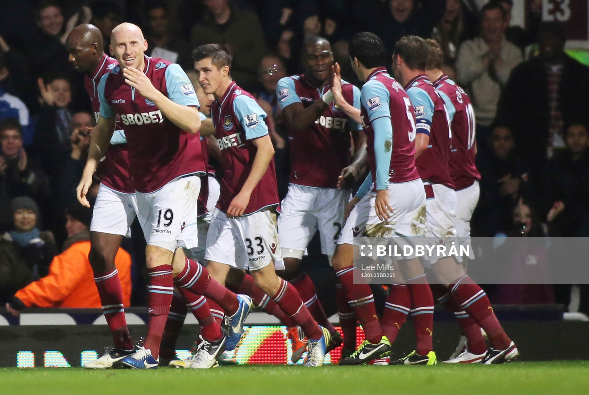 Football - West Ham United v Manchester United - FA Cup