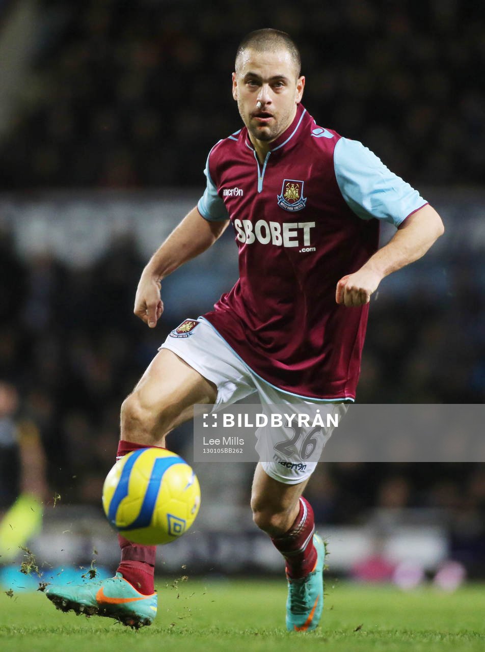 Football - West Ham United v Manchester United - FA Cup