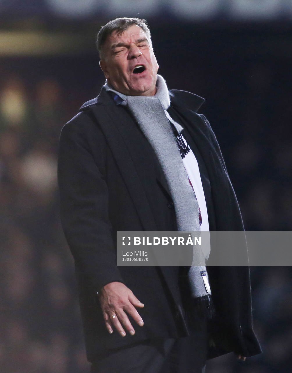 Football - West Ham United v Manchester United - FA Cup