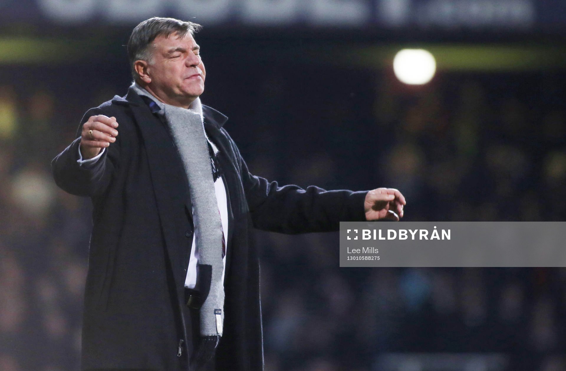 Football - West Ham United v Manchester United - FA Cup