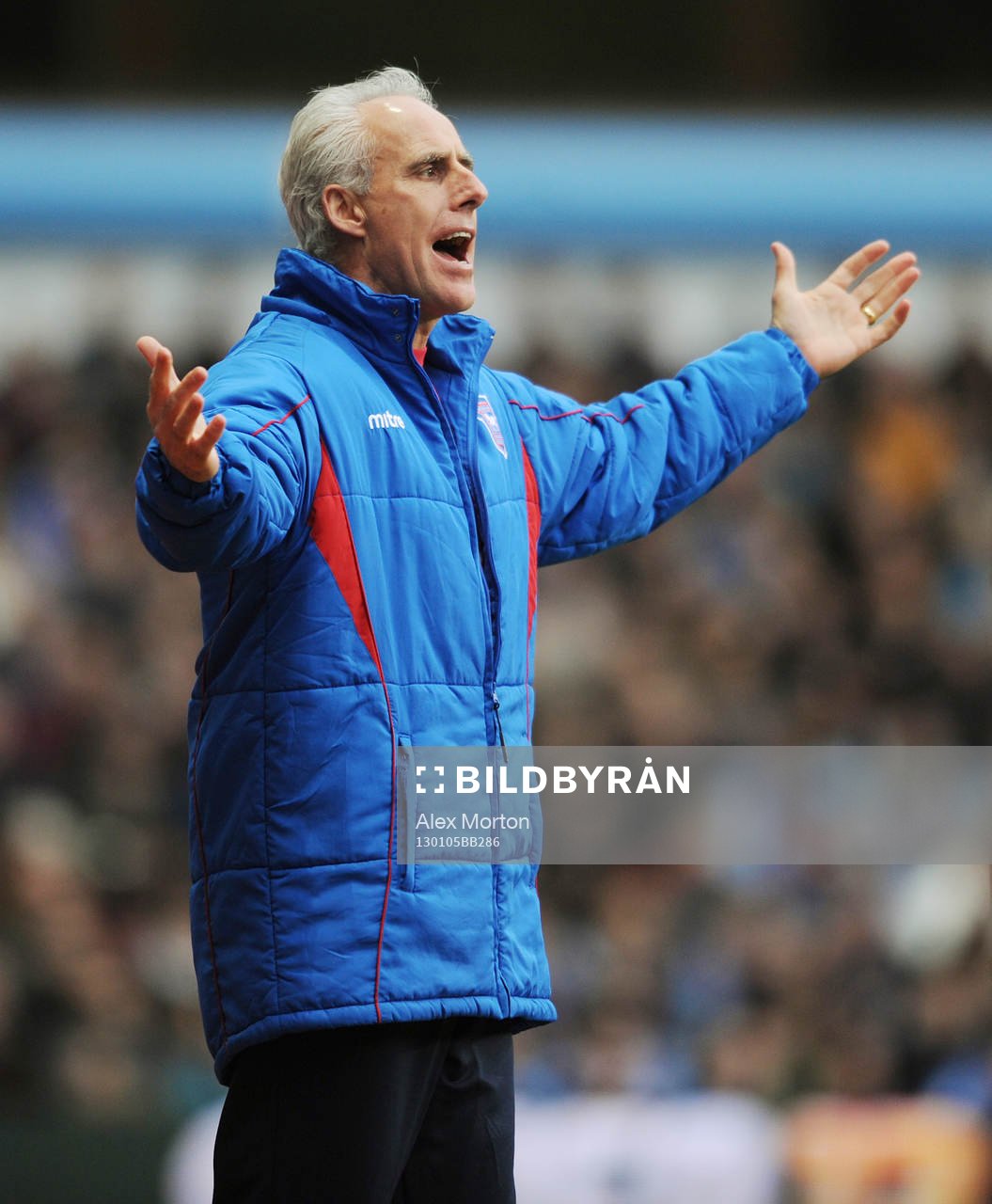 Football - Aston Villa v Ipswich Town - FA Cup Third Round