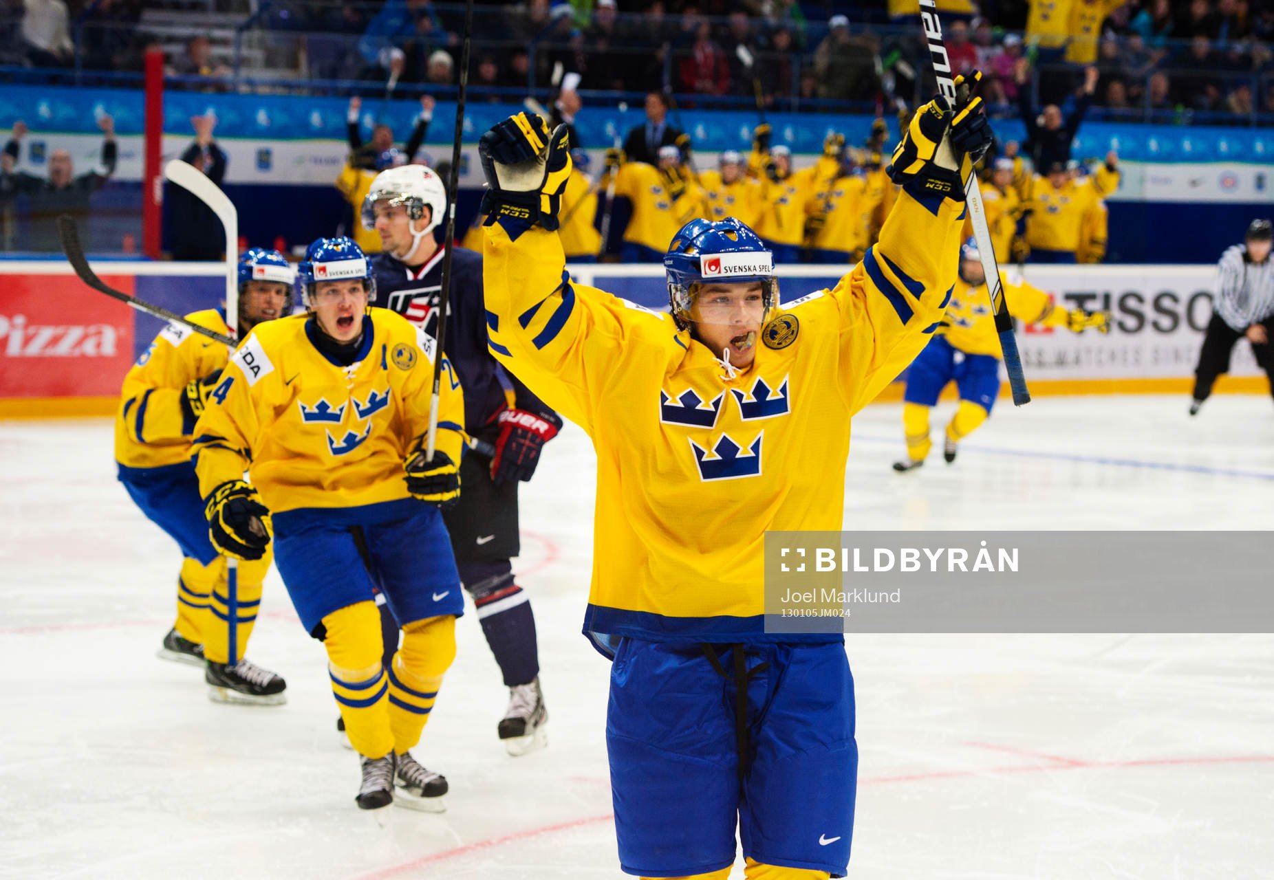 Filip Sandberg, Sverige, jublar