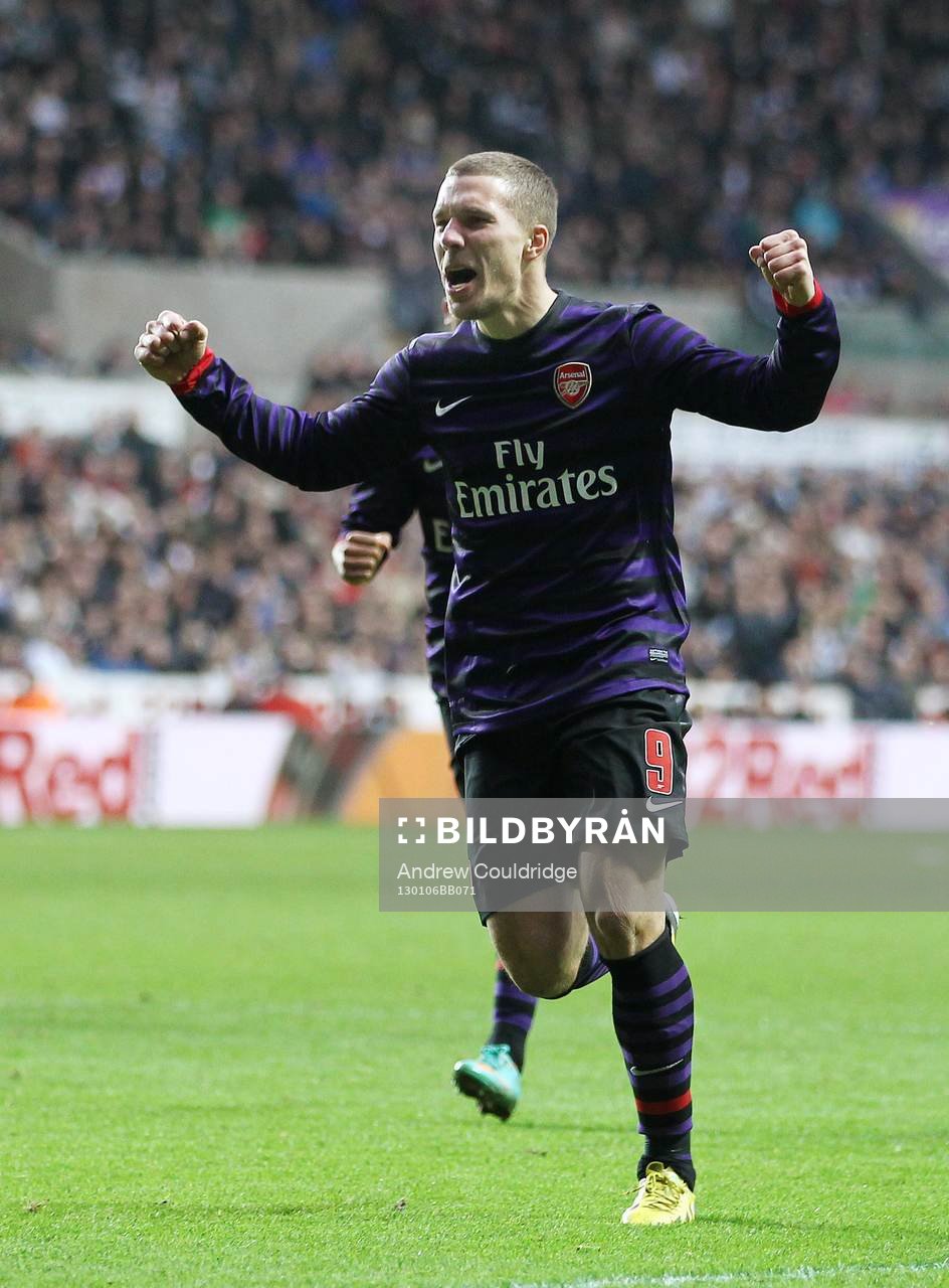 Football - Swansea City v Arsenal - FA Cup Third Round -